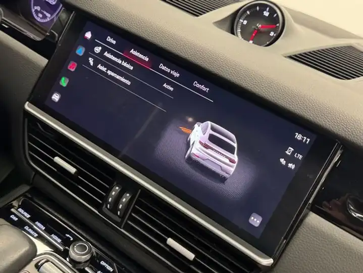 Porsche Cayenne Coupé E-Hybrid 3.0 2022, foto 35