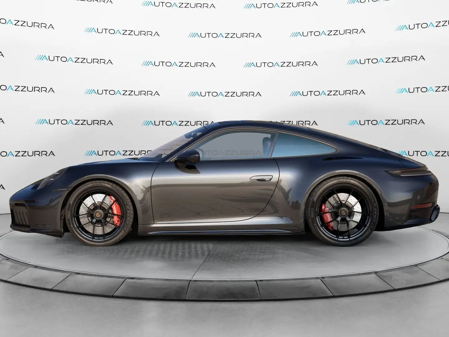 Porsche 992 911 Carrera 4 GTS Schwarz - 2