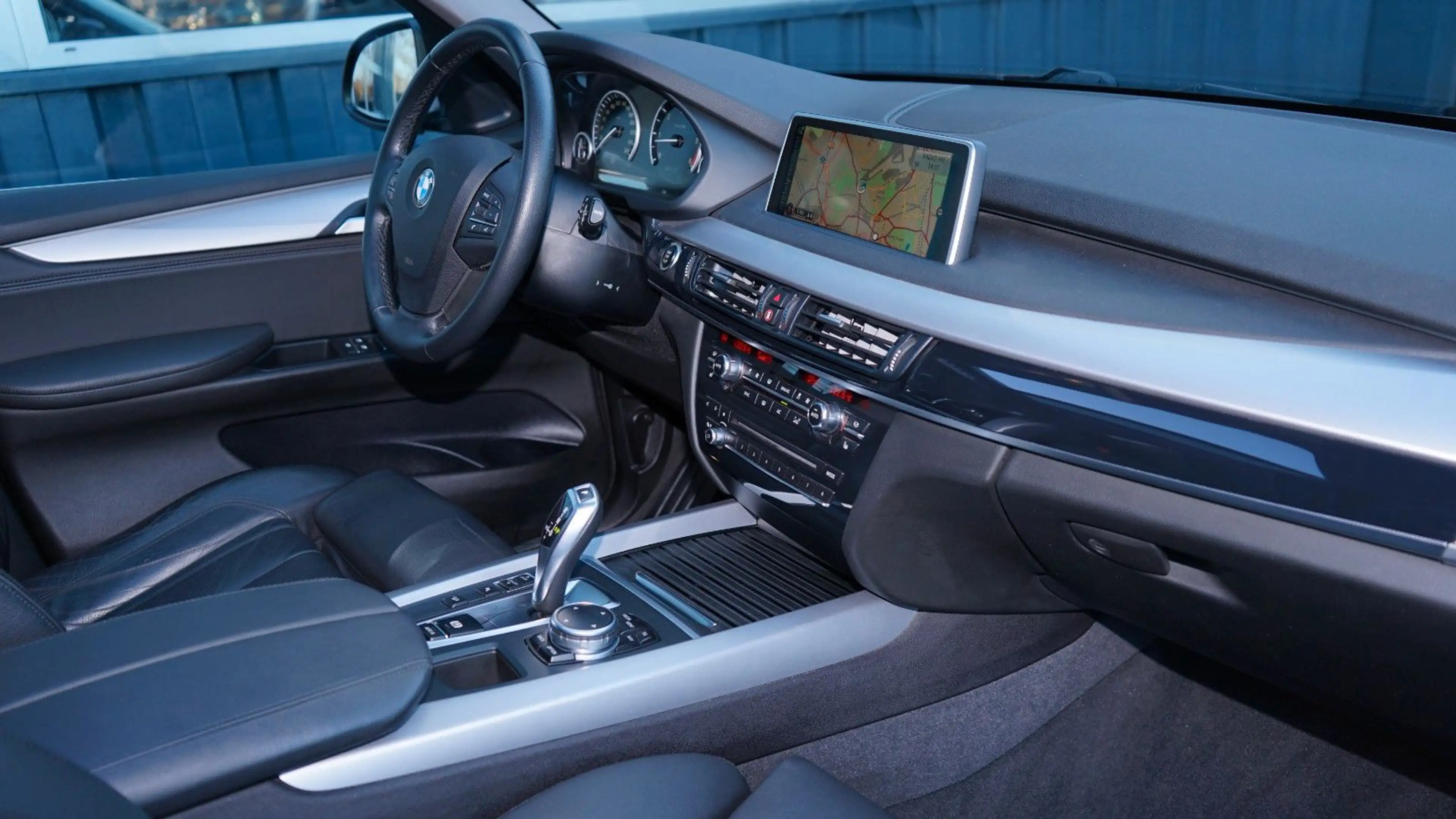 BMW X5 30d xDRIVE*PANO*HUD*19"ALU* — photo 5
