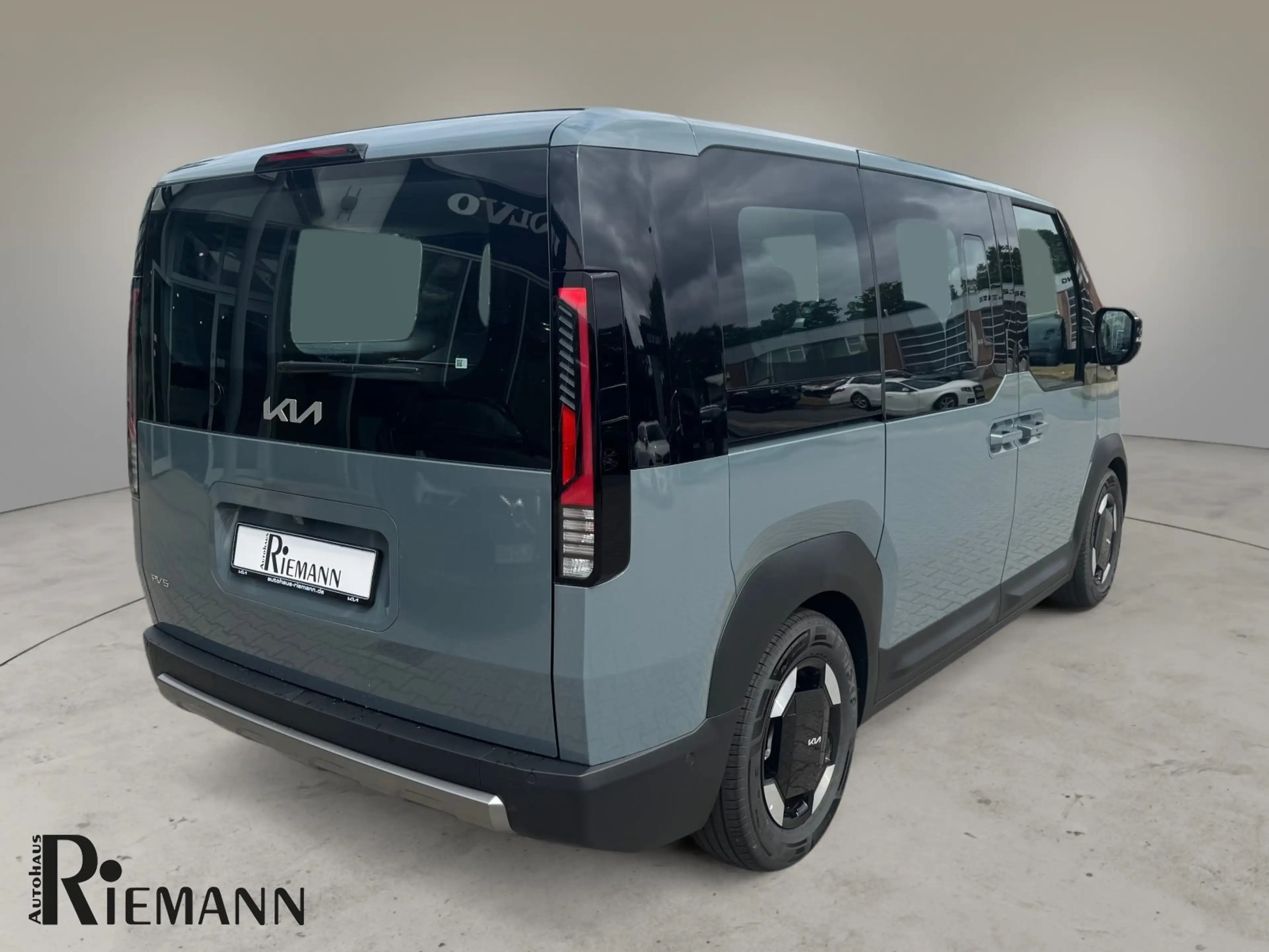 Kia PV5 Passenger PV5 Passenger 71,2 kWh Elite + Wärmepumpe — photo 3