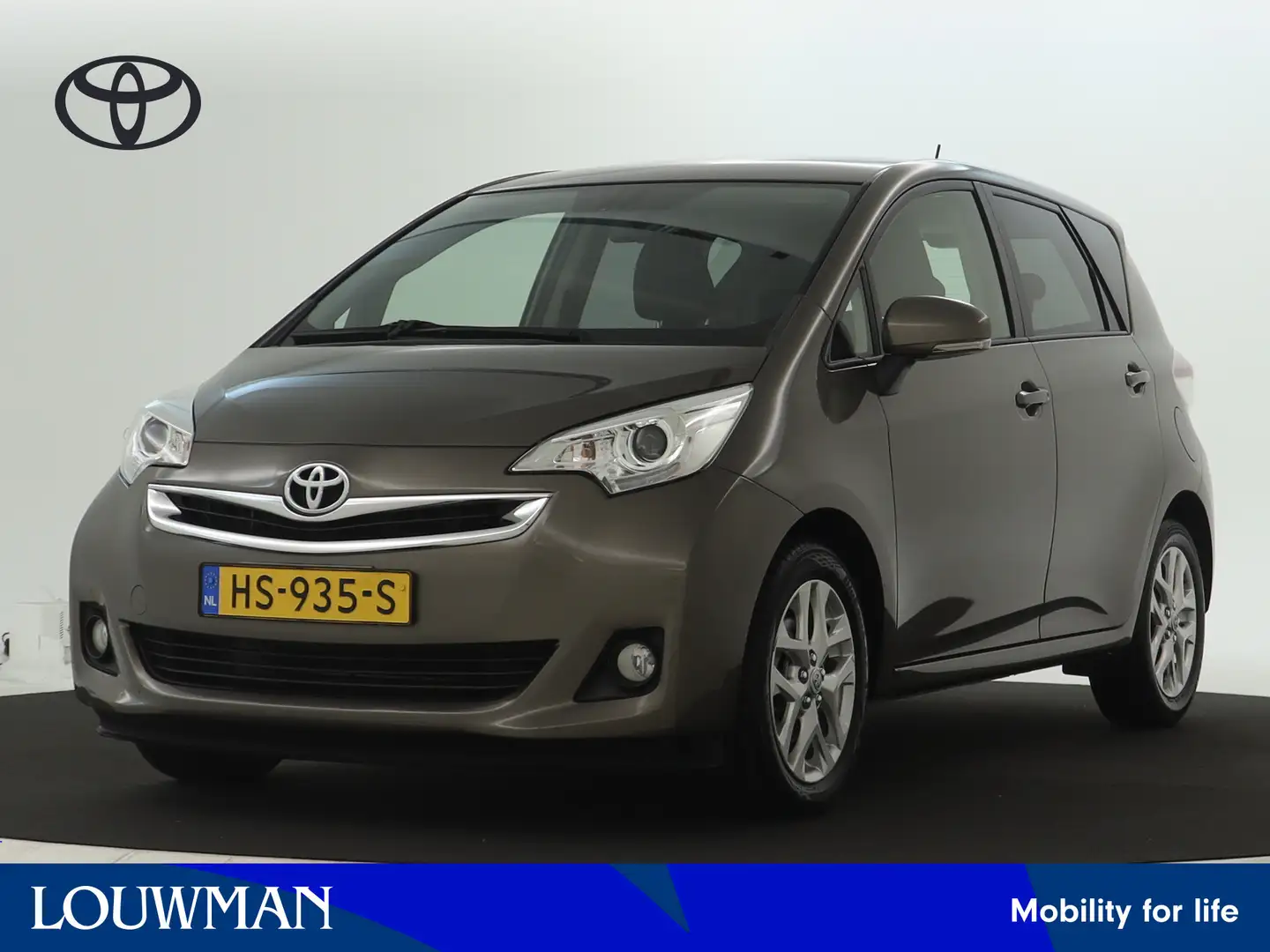 Toyota Verso-S 1.3 VVT-i Dynamic Automaat | Navigatie | LM. Velge Maro - 1