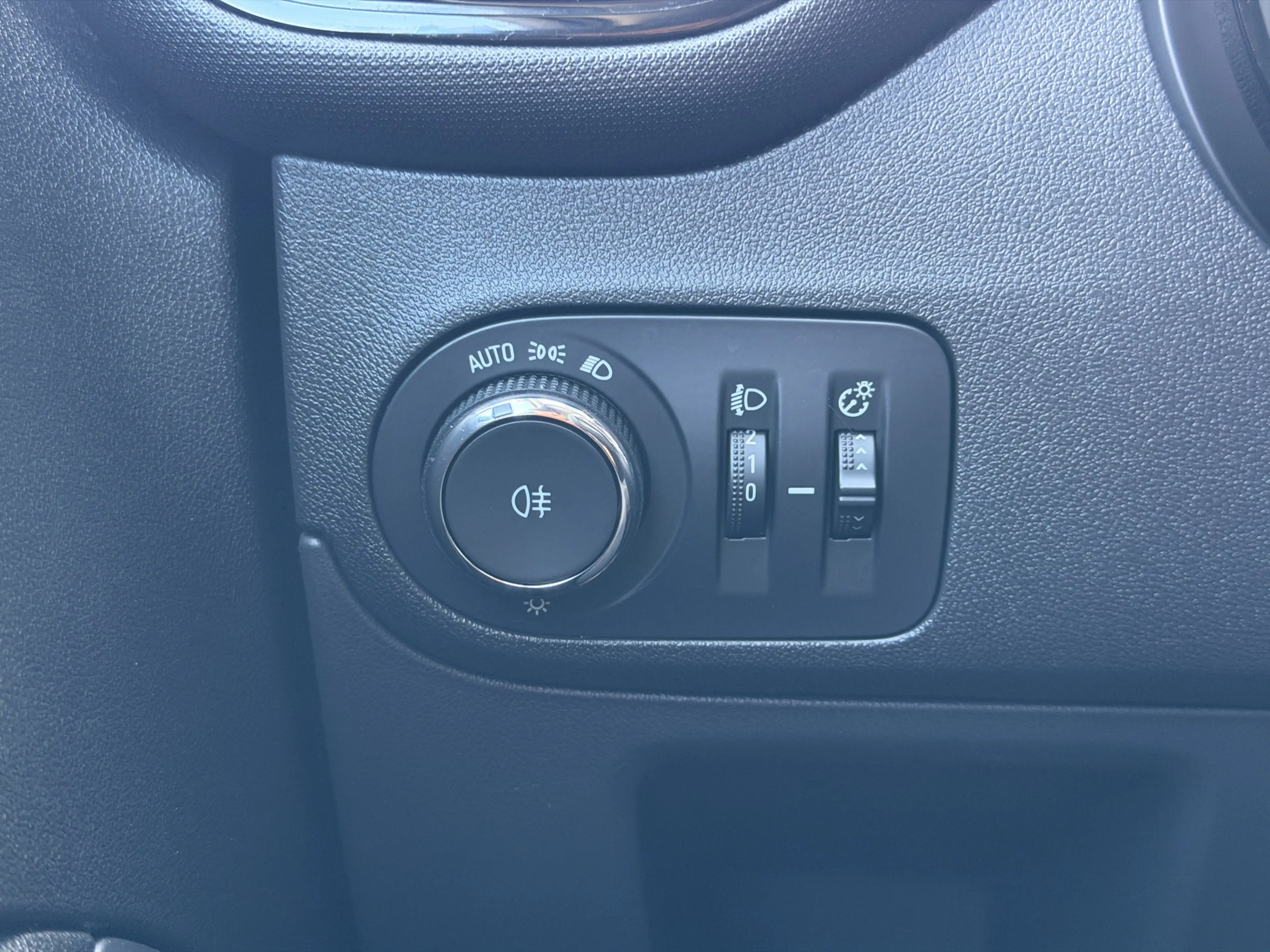 Opel Crossland X BWJ 2018 | 1.2 82PK Online Edition | AIRCO | CRUIS — photo 25