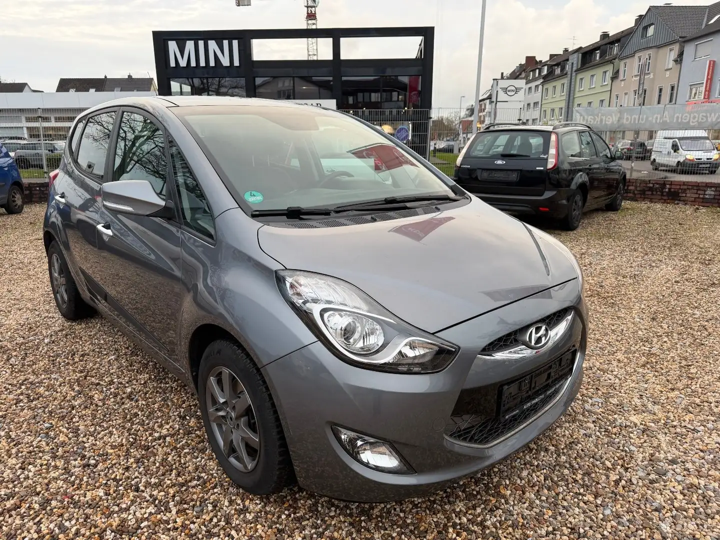 Hyundai iX20 Style Leder/ Sitzheizung/SSD Grau - 2