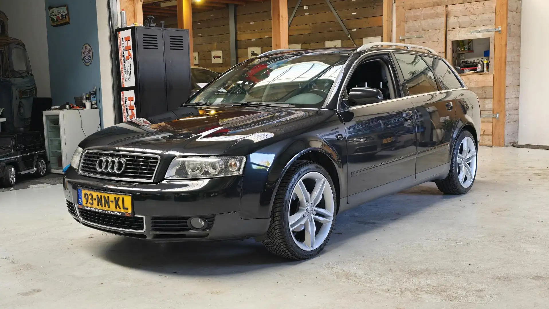 Audi A4 Avant 2.0i Avant Airco, 18" LMV, Bluetooth Nero - 1
