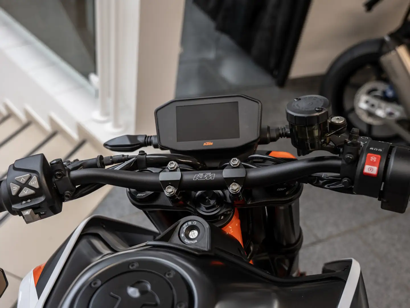 KTM 890 Duke R LED SCHEINWERFER SPORTABGASANLAGE Weiß - 2