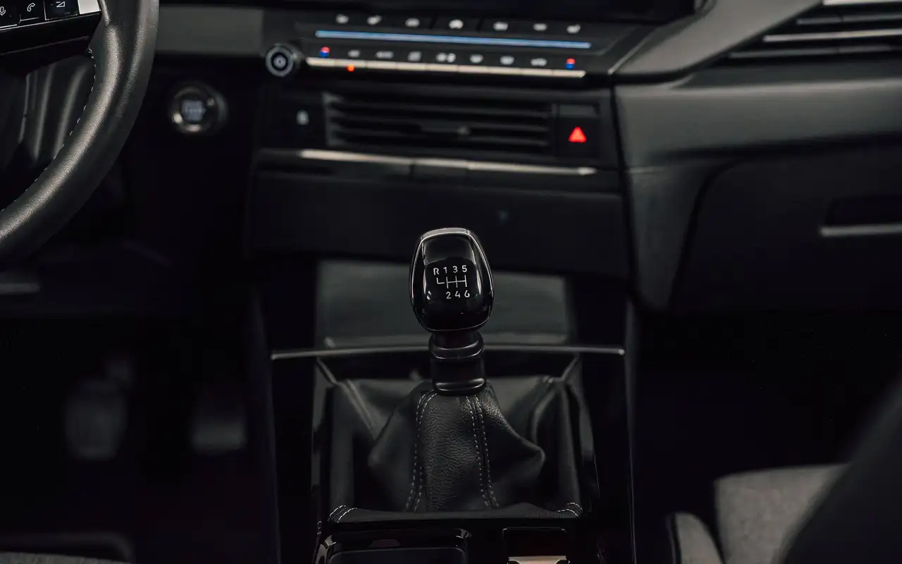 Opel Astra 1.2 Turbo Edition Incl. Navi Carplay Camera, миниатюра 25