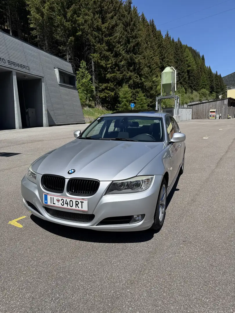BMW 325 325i Silber - 1