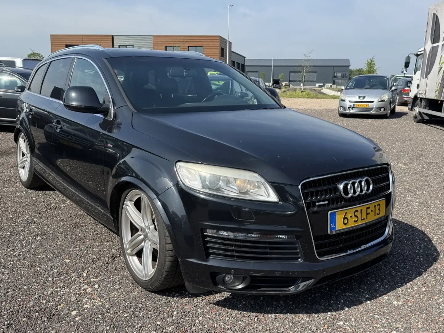 Audi Q7 4.2 TDI 2008 S-Line 7-Persoons Met Werk Zwart - 1