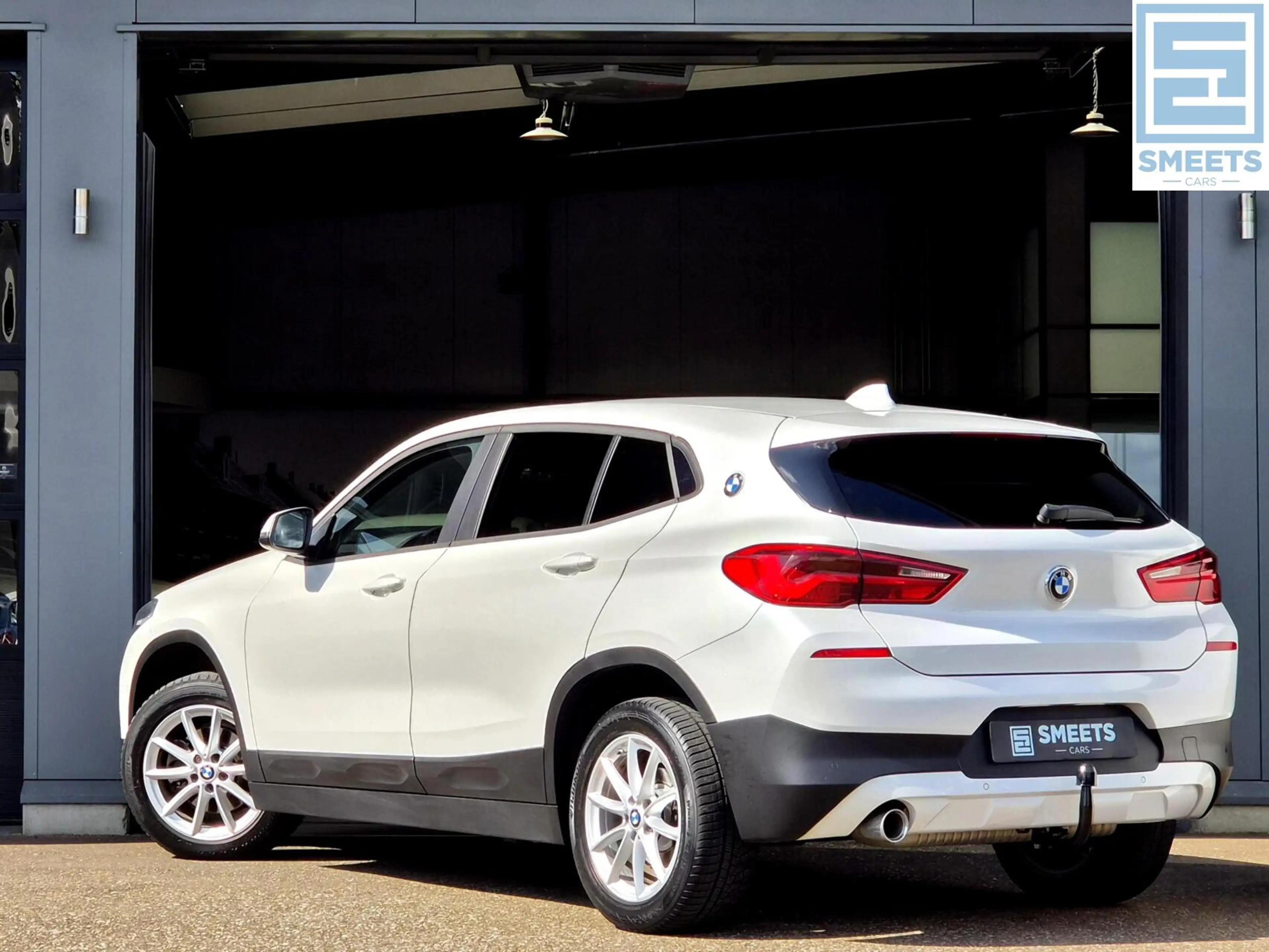 BMW X2 sDrive18i Executive |Leer|Navi|Trekhaak|Airco|PDC — photo 2