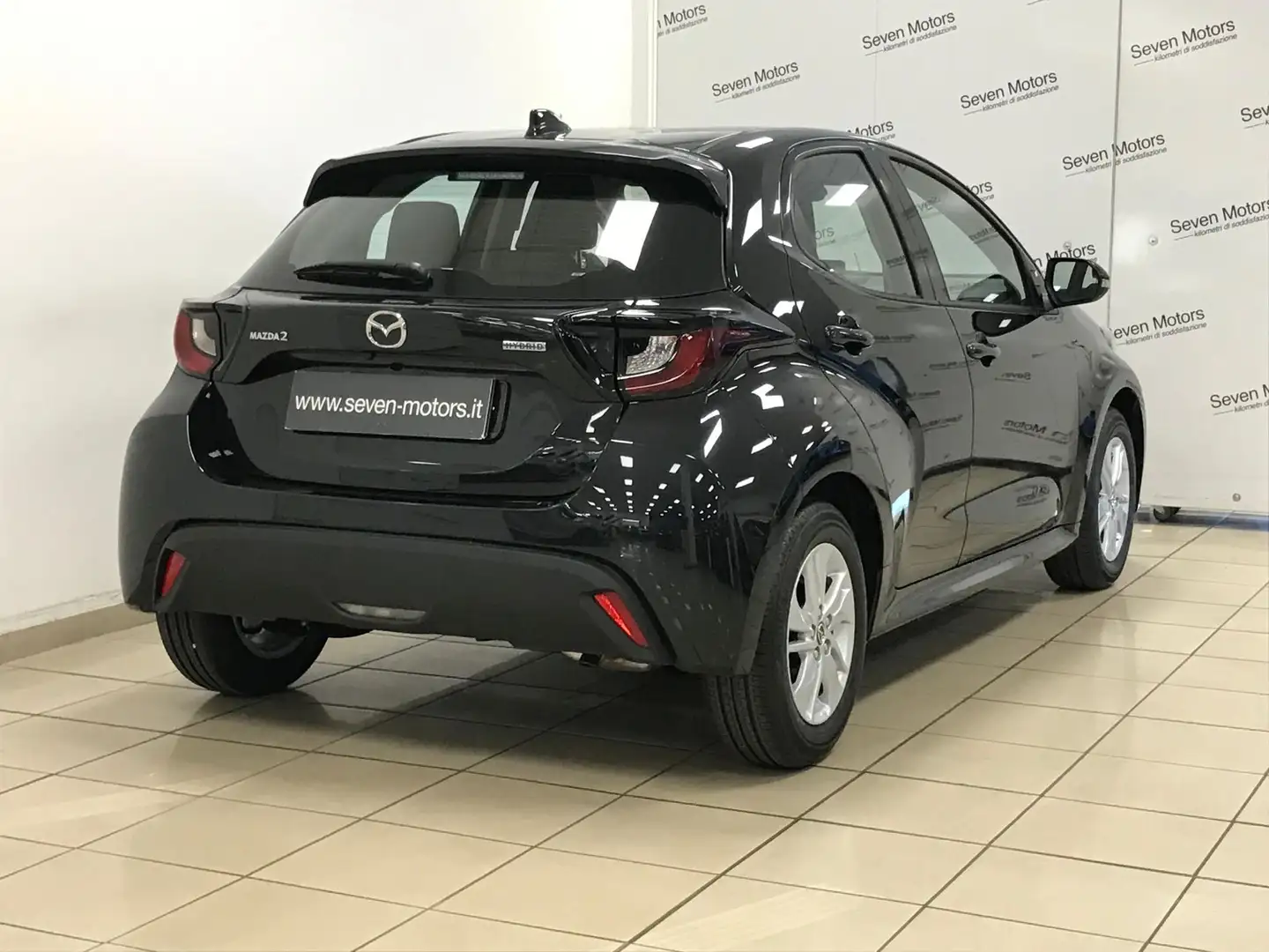 Mazda 2 1.5 VVT e-CVT Full Hybrid Electric Centre-Line Nero - 2