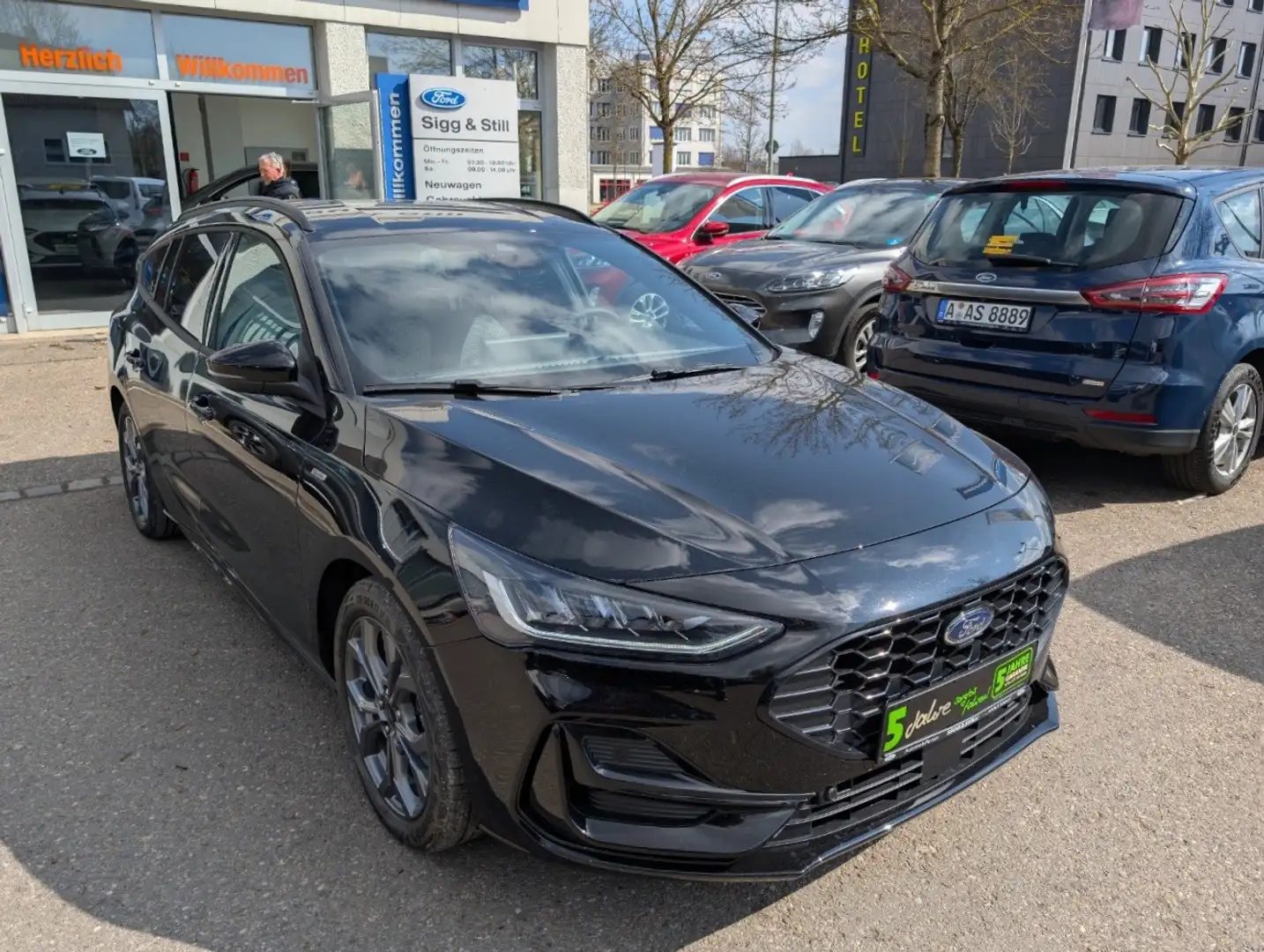 Ford Focus Turnier ST-Line *LED*iACC*NAV*BLIS*SHZ*CAM* Nero - 2
