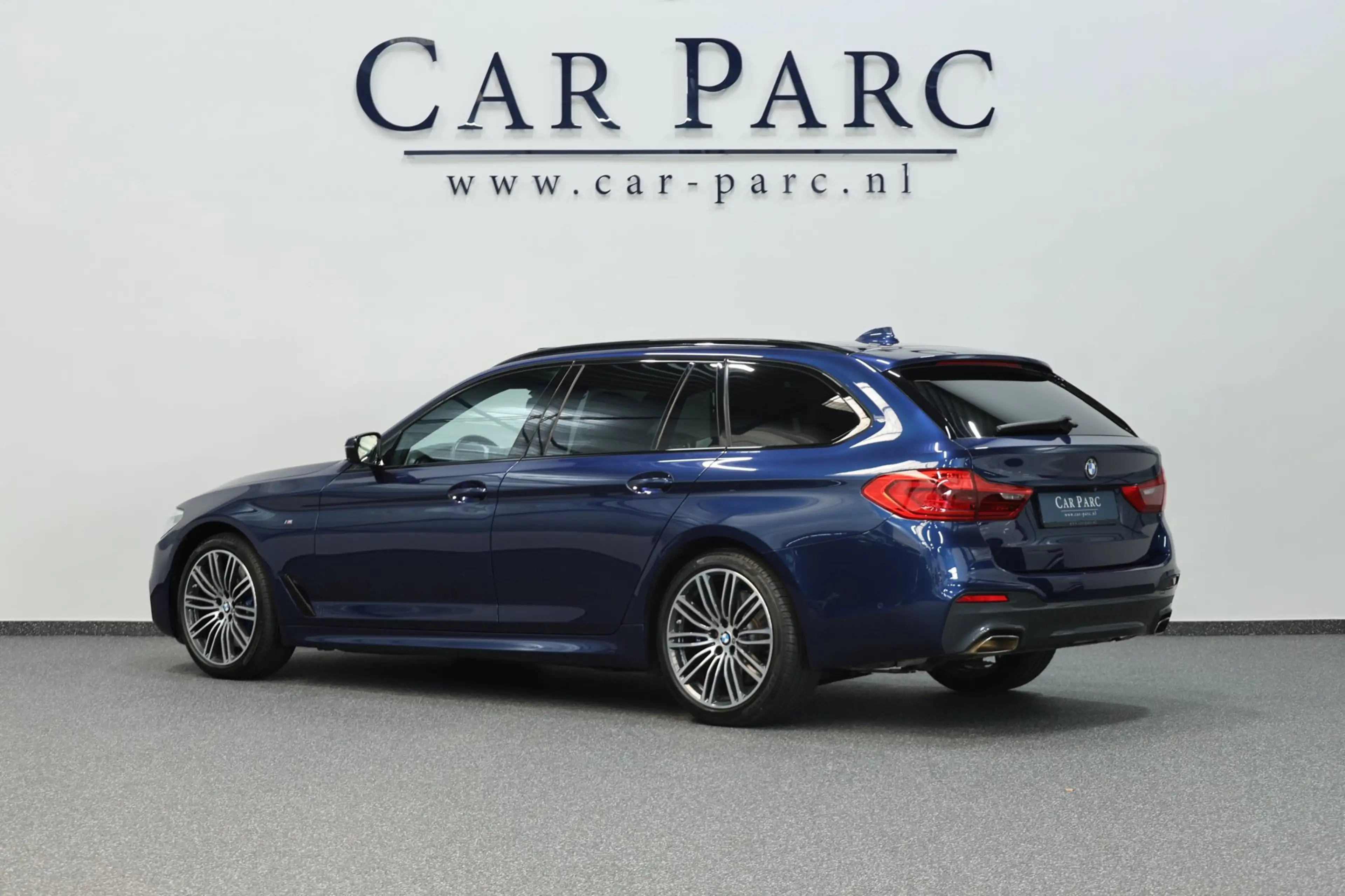 BMW 540 5-serie Touring 540i xDrive M-Sport LED/VIRTUAL/SF — photo 6