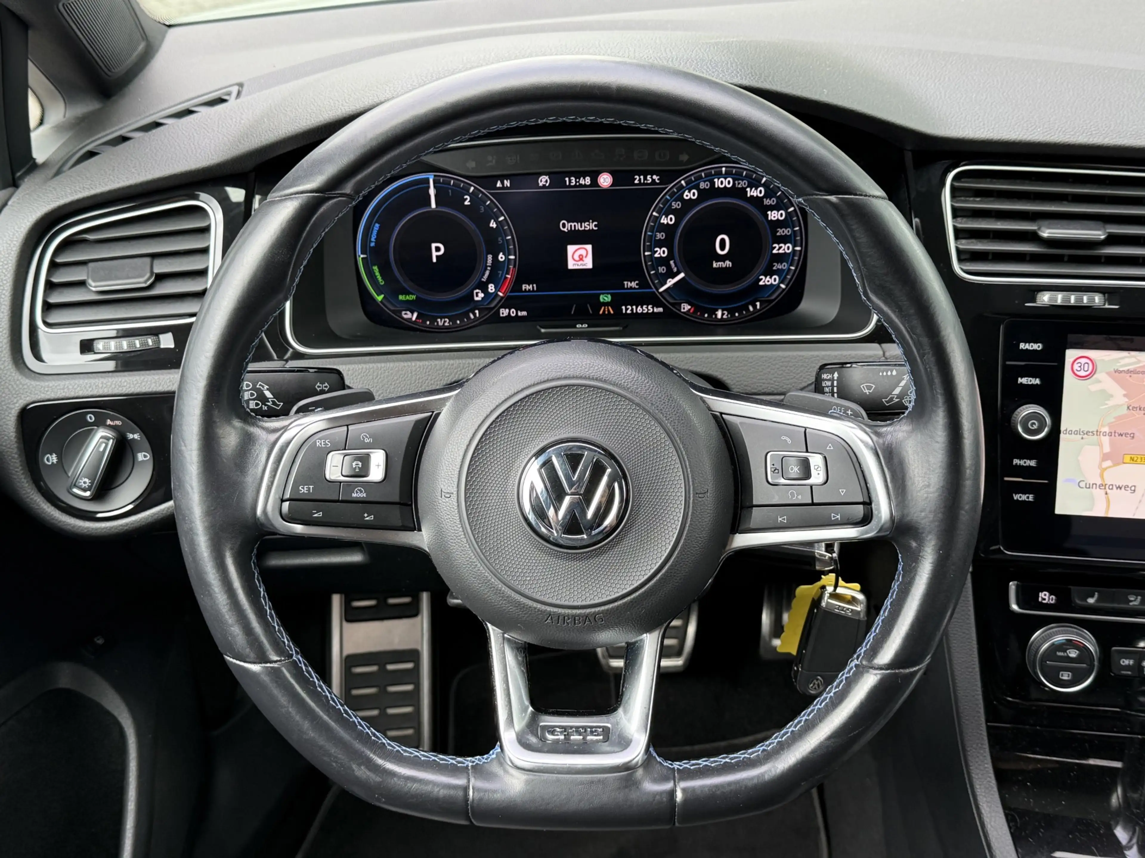 Volkswagen Golf GTE 1.4 TSI PHEV / Pano / Virtual / Leder/ Dodehoek — photo 16