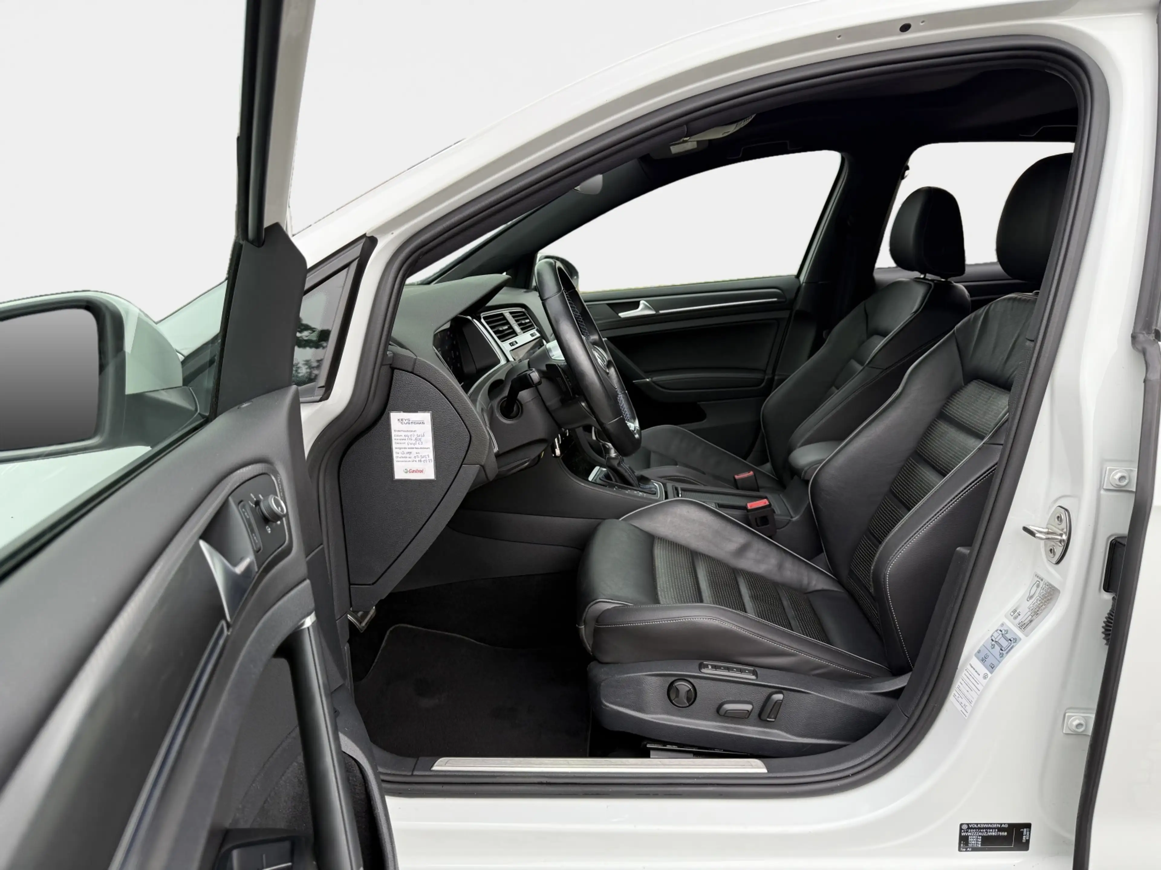 Volkswagen Golf GTE 1.4 TSI PHEV / Pano / Virtual / Leder/ Dodehoek — photo 14