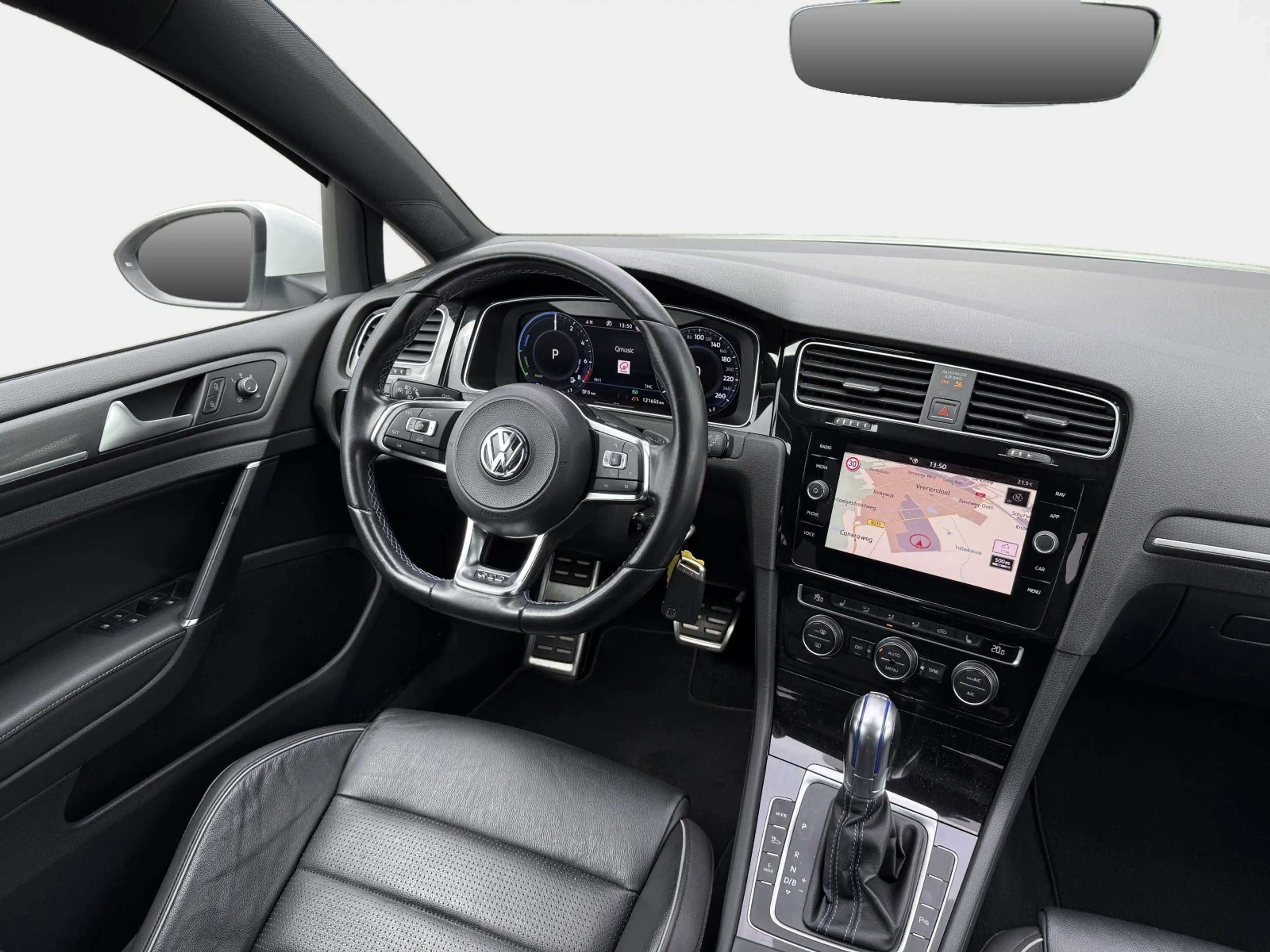 Volkswagen Golf GTE 1.4 TSI PHEV / Pano / Virtual / Leder/ Dodehoek — photo 13
