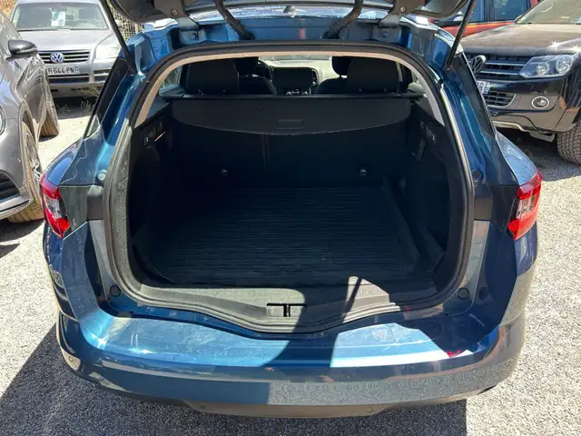 Renault Megane view 10