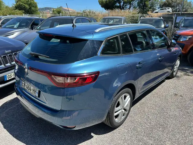 Renault Megane view 3