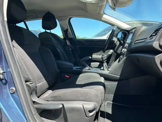 Renault Megane view 7