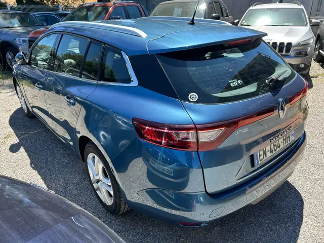 Renault Megane view 2