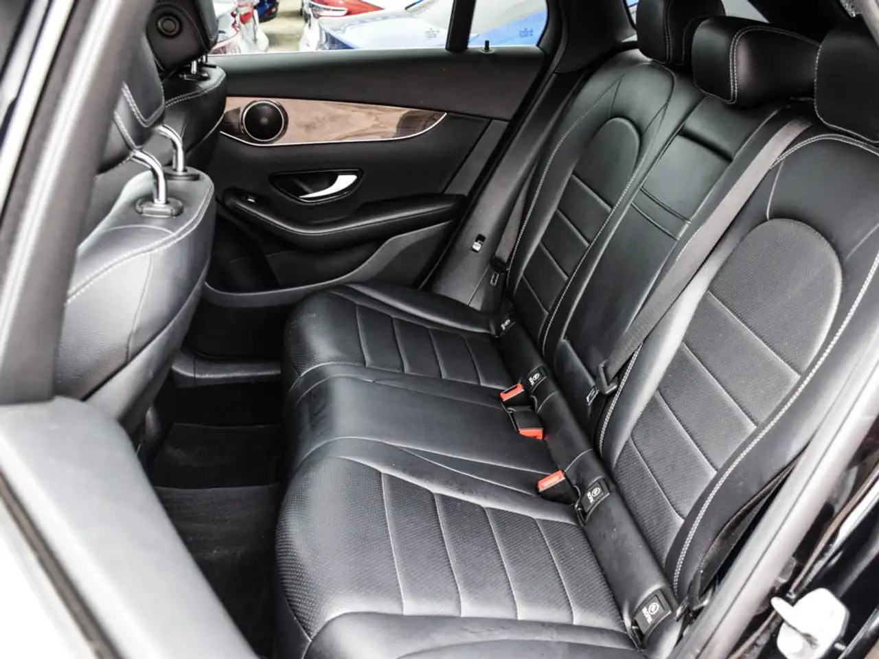 Mercedes-Benz GLC снимка Mercedes-Benz GLC