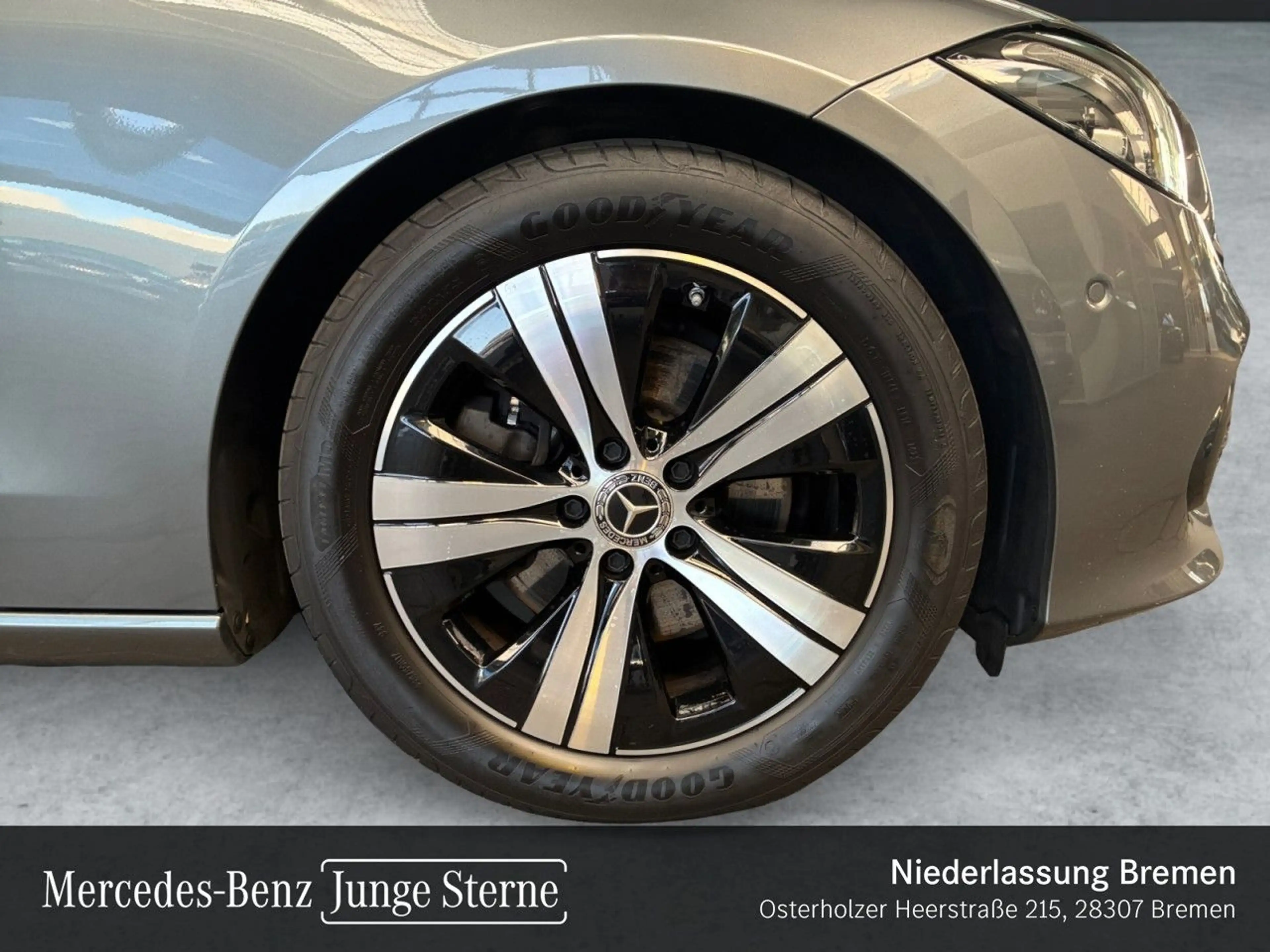 Mercedes-Benz C 200 d T AVANTG+AHK+LED+KAMERA+KEYLESS+9G — photo 3