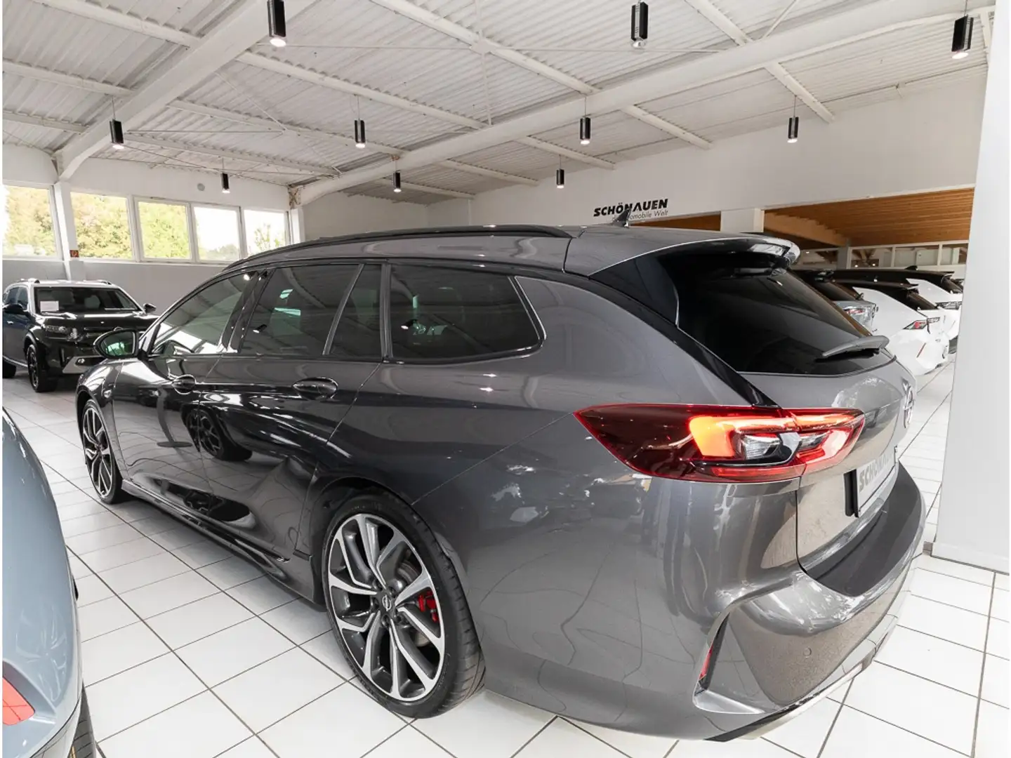 Opel Insignia 2.0 SHT Sports Tourer GSI +WR+AHK+PANO+ Grau - 2