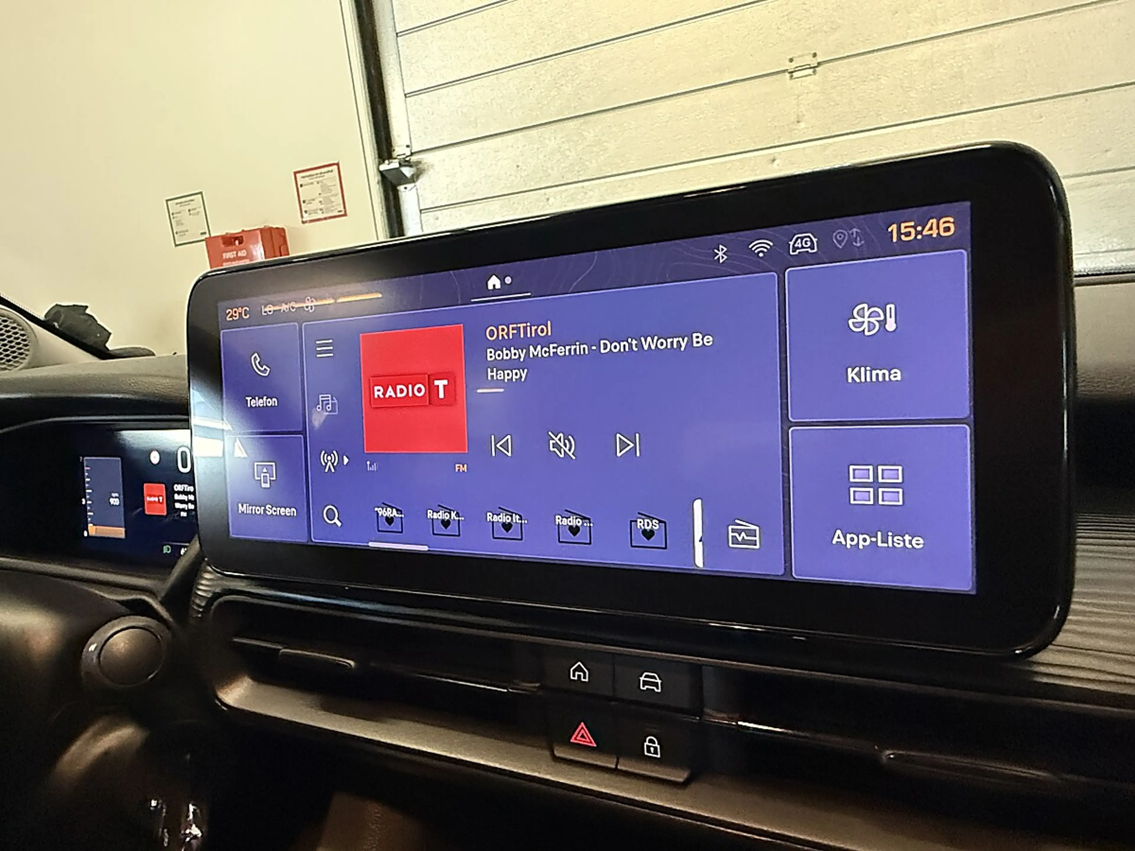 Jeep Avenger 1.2 T-GDI Altitude — photo 9