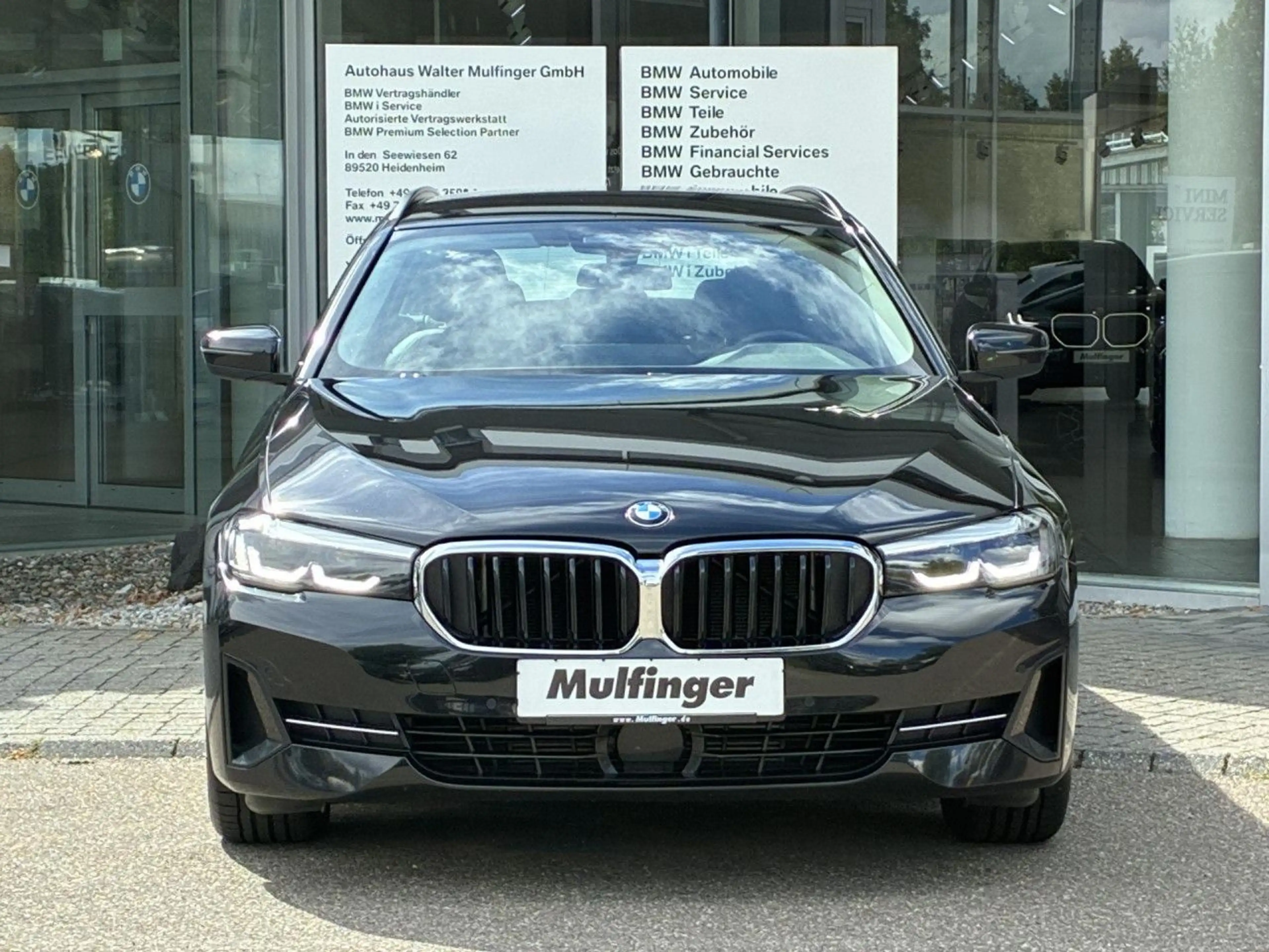 BMW 520 d xDr.T.SportS.ACC Kamera LiveProf.ParkAs.AHK — photo 4