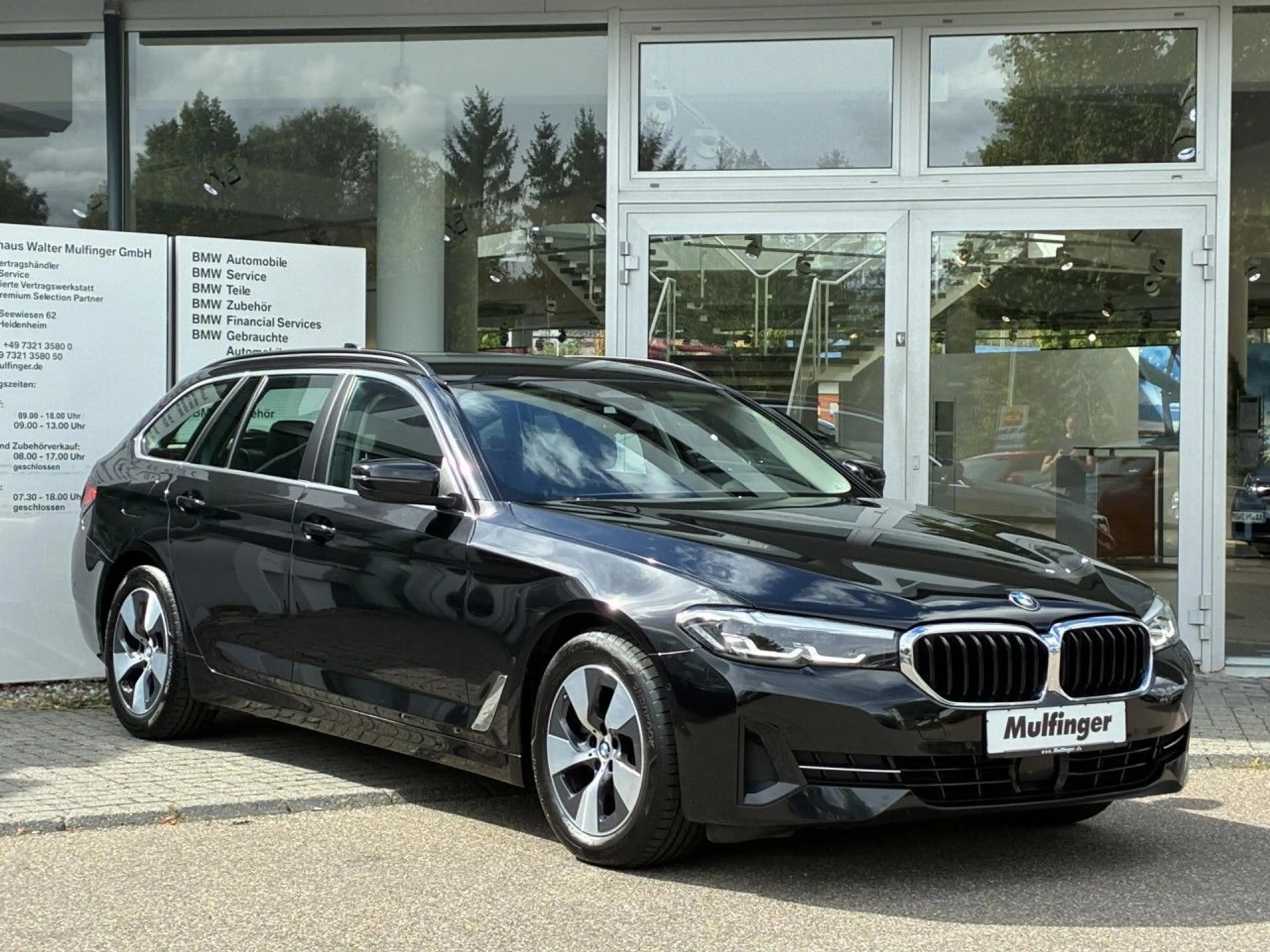 BMW 520 d xDr.T.SportS.ACC Kamera LiveProf.ParkAs.AHK — photo 5