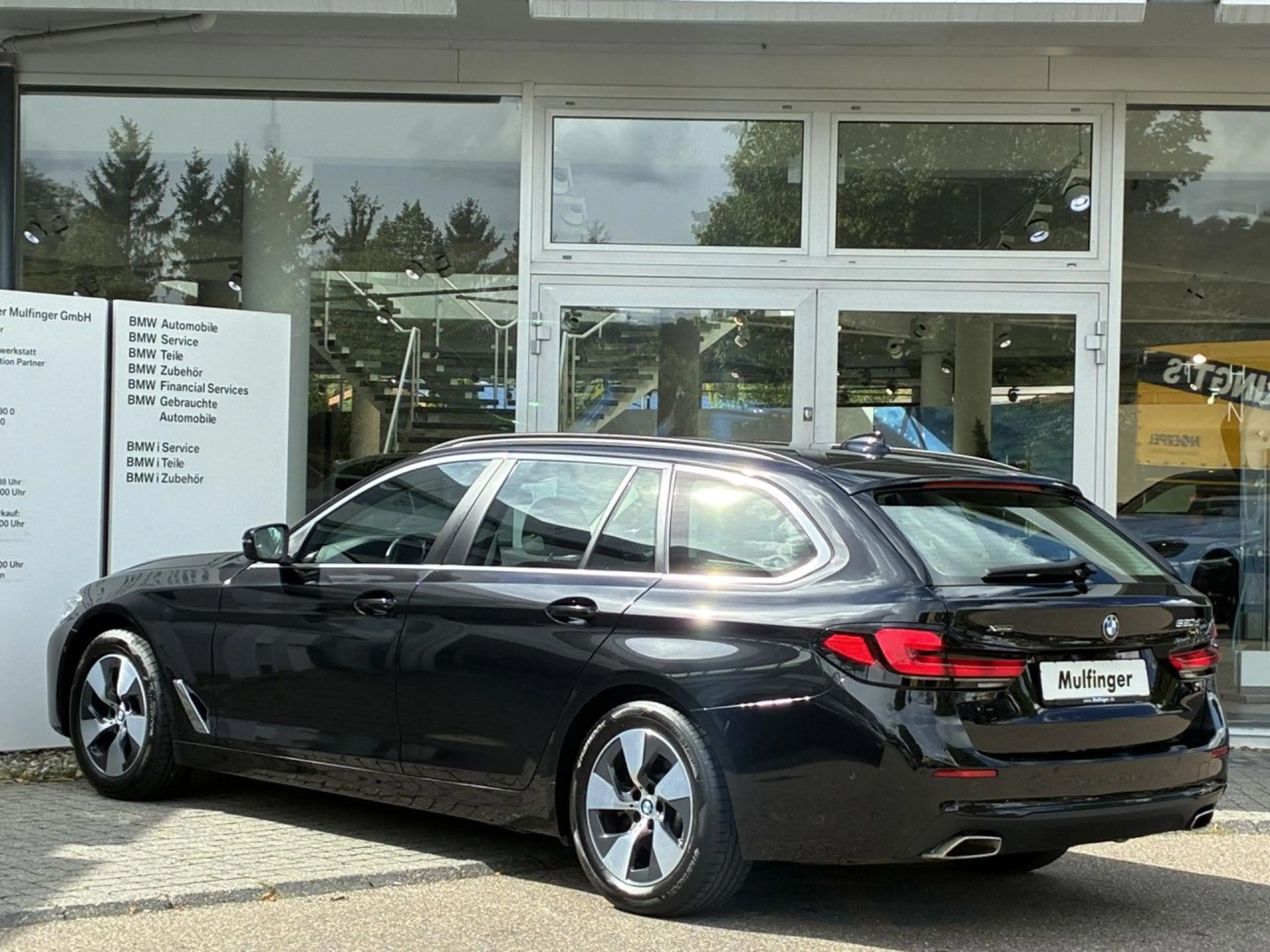 BMW 520 d xDr.T.SportS.ACC Kamera LiveProf.ParkAs.AHK — photo 7