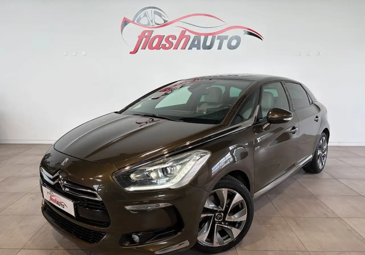 Citroen DS5 2.0 HDi HYBRID4 200cv SPORT CHIC-4X4-BVA