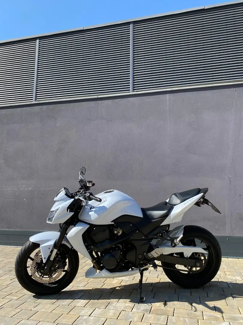 Kawasaki Z 750 Beyaz - 1
