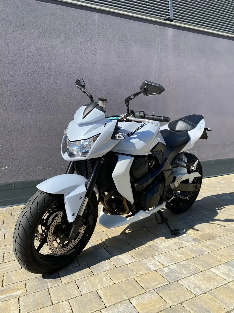 Kawasaki Z 750 Beyaz - 2