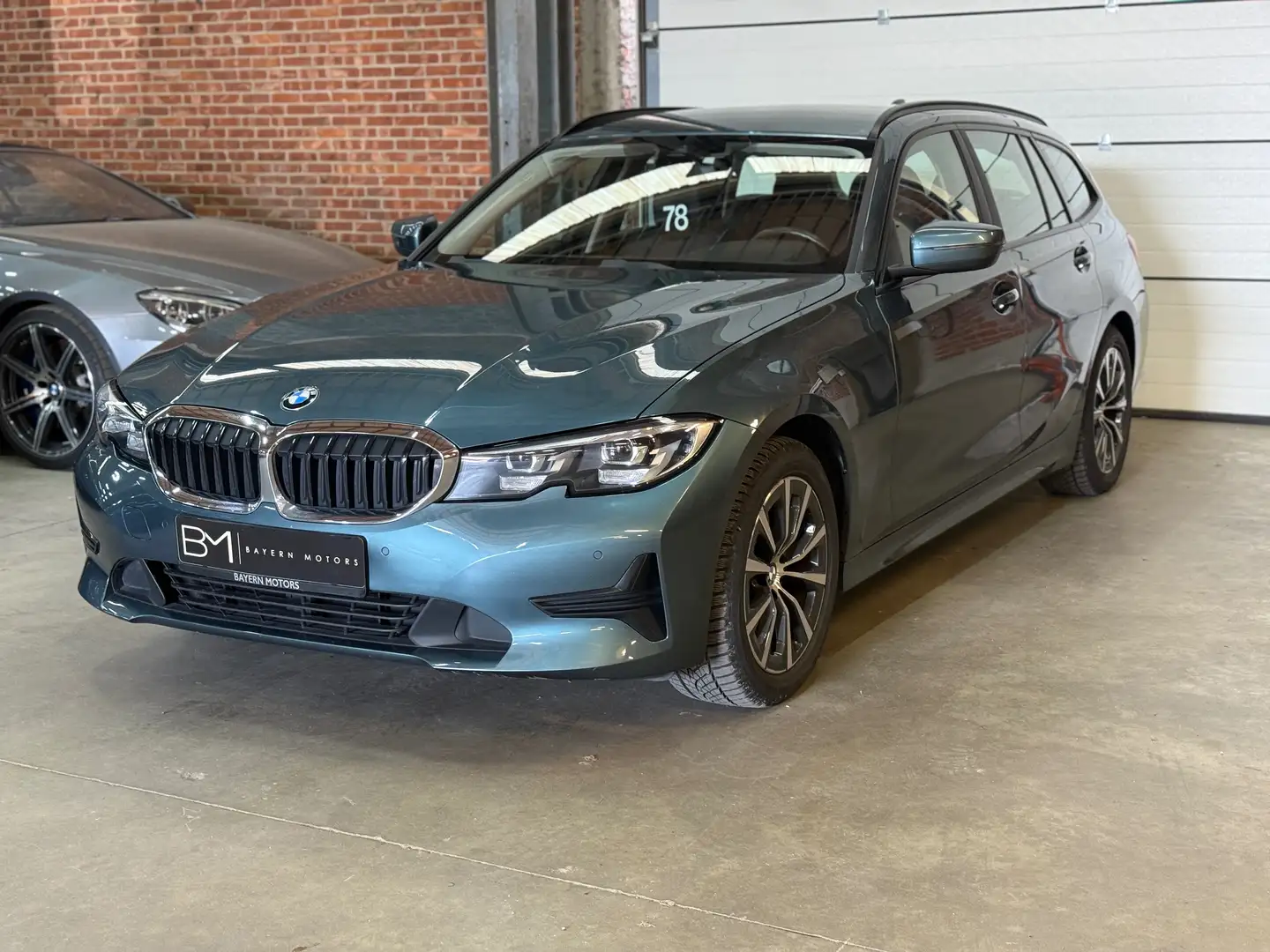 BMW 318 iA Automaat Benzine EURO 6d 2021 Navi Led Garantie Bleu - 1