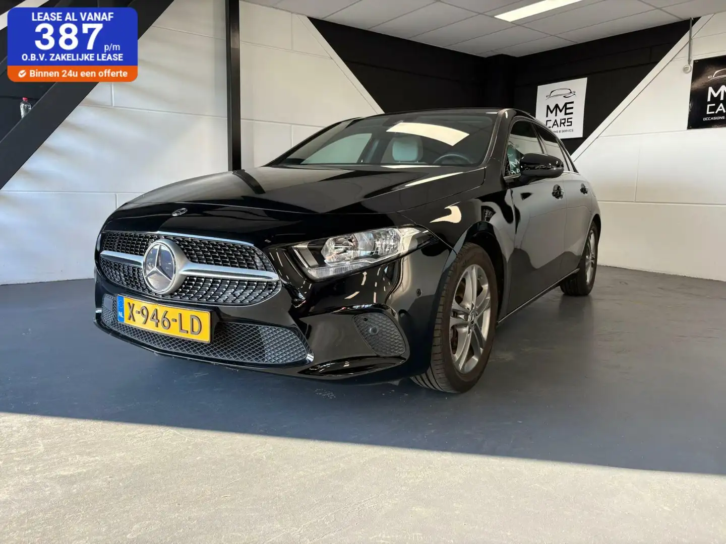 Mercedes-Benz A 220 4MATIC Premium Zwart - 1