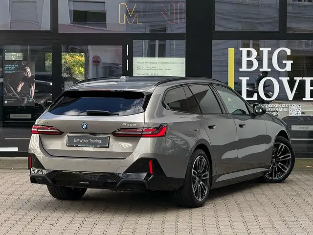 BMW 5 Series view 2