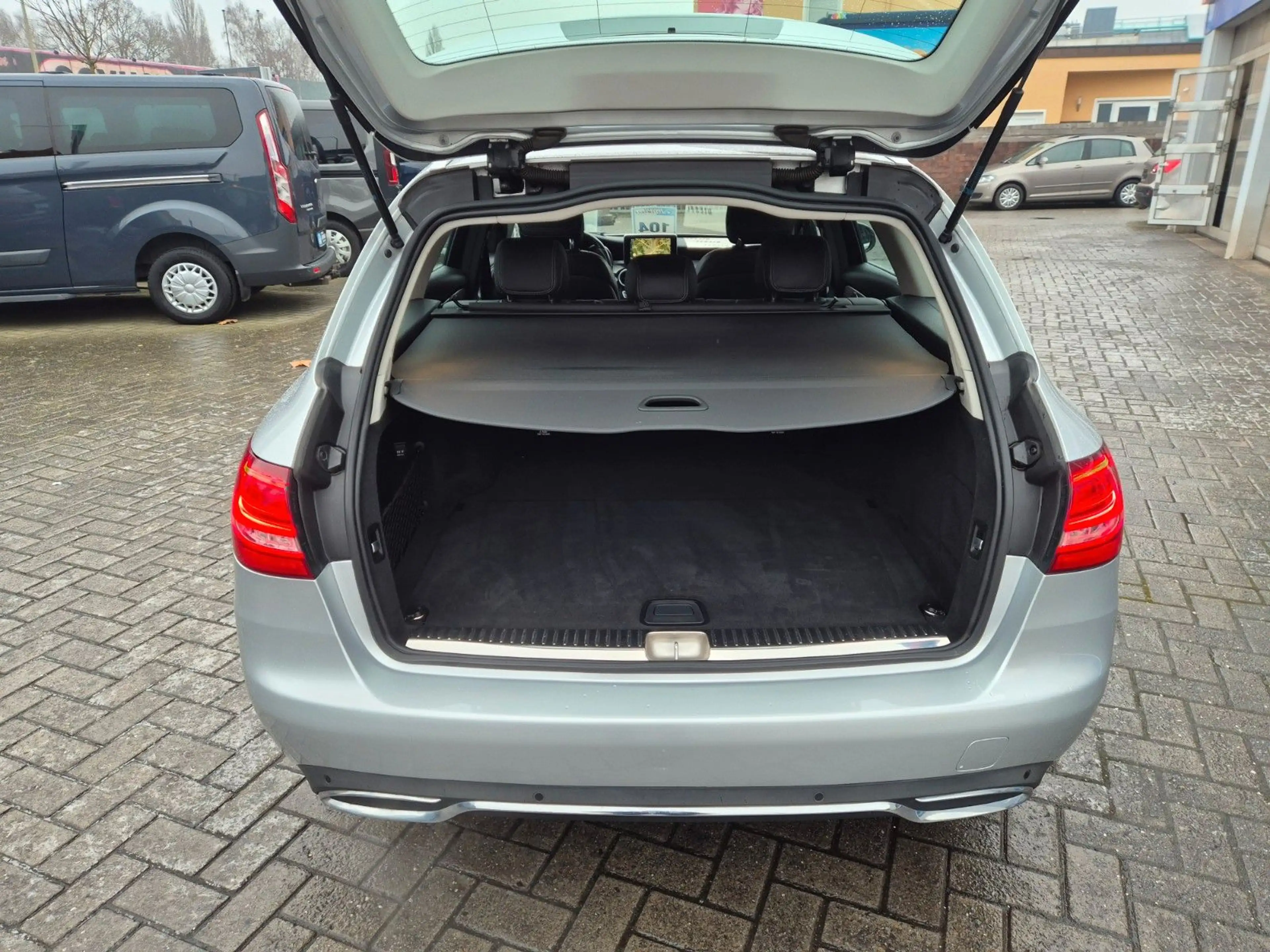 Mercedes-Benz C 250 C -Klasse T-Modell C 250 T BlueTec / d — photo 8