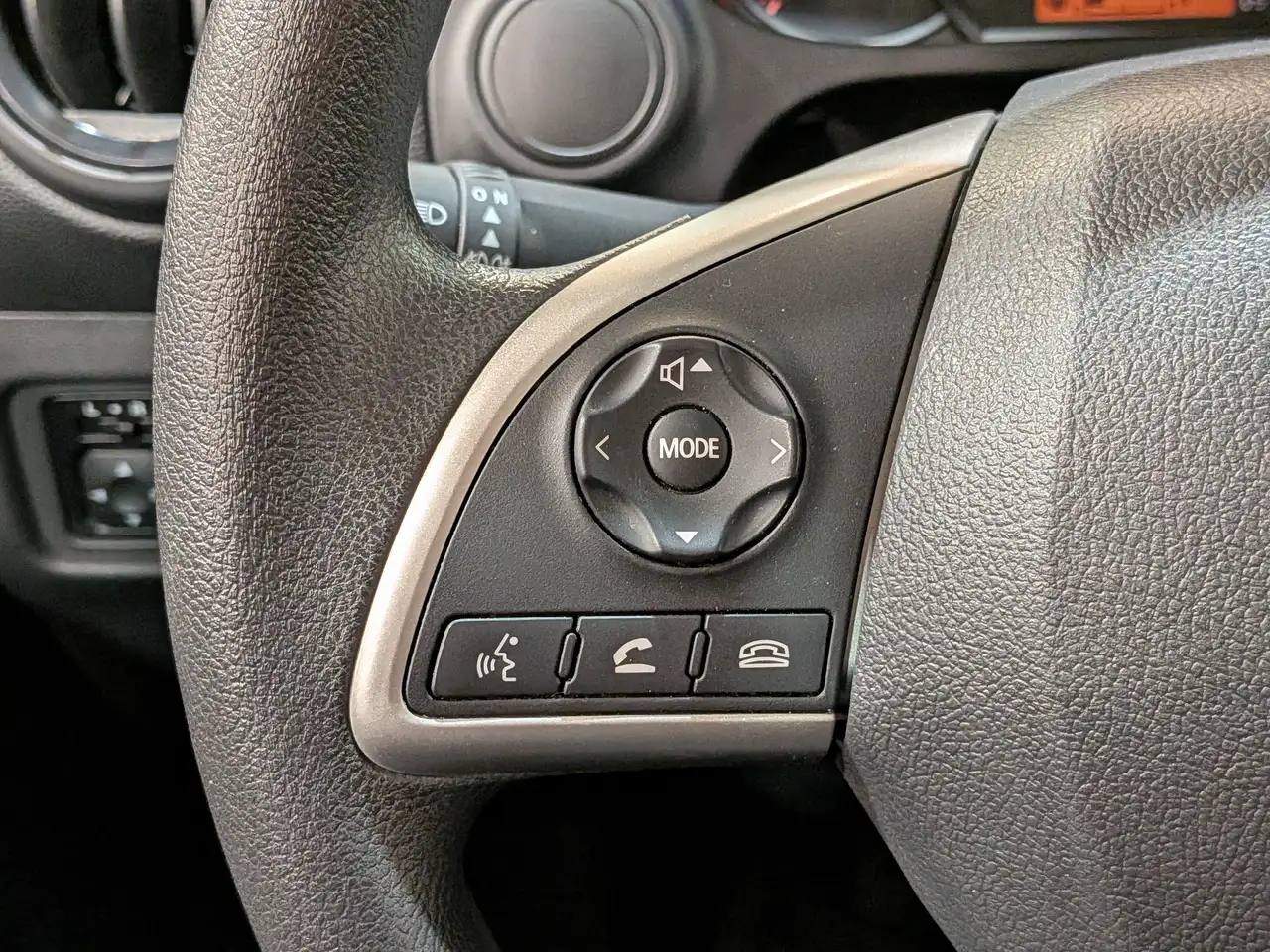 Mitsubishi Mirage снимка Mitsubishi Mirage
