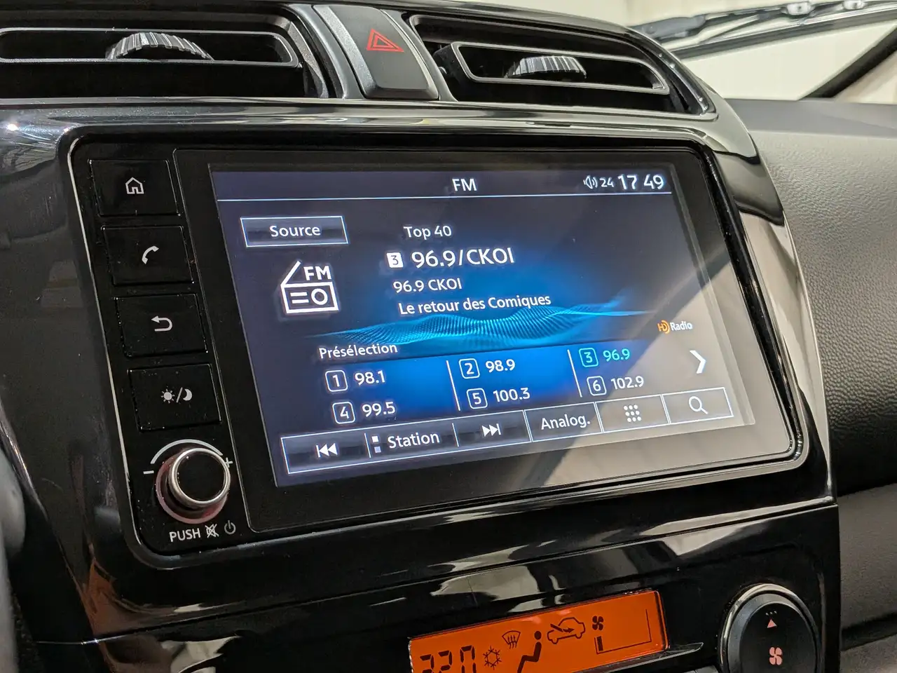 Mitsubishi Mirage снимка Mitsubishi Mirage