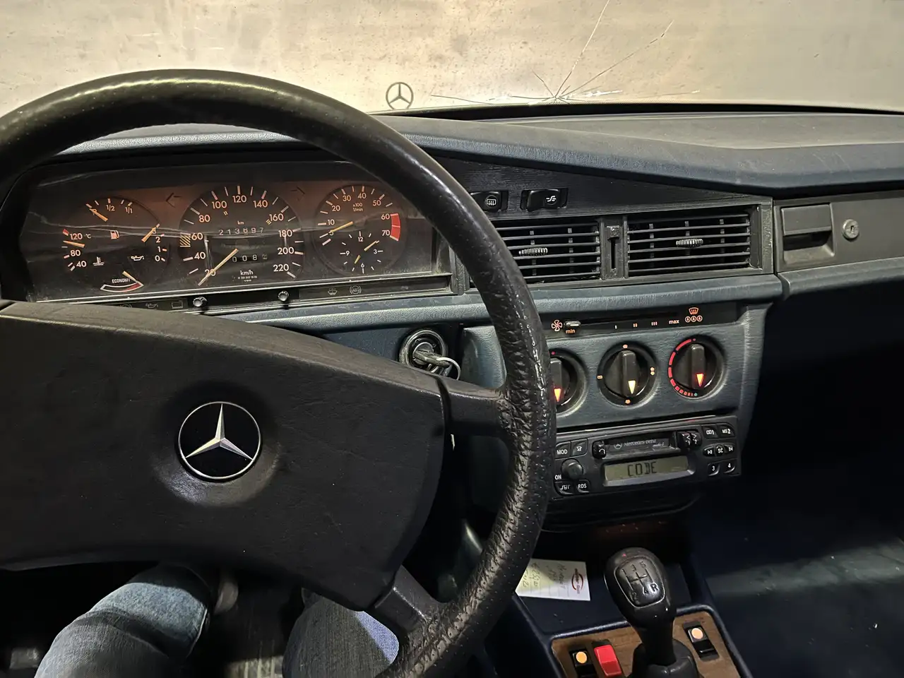 Mercedes-Benz 190 2.0 E 122cv, foto 10