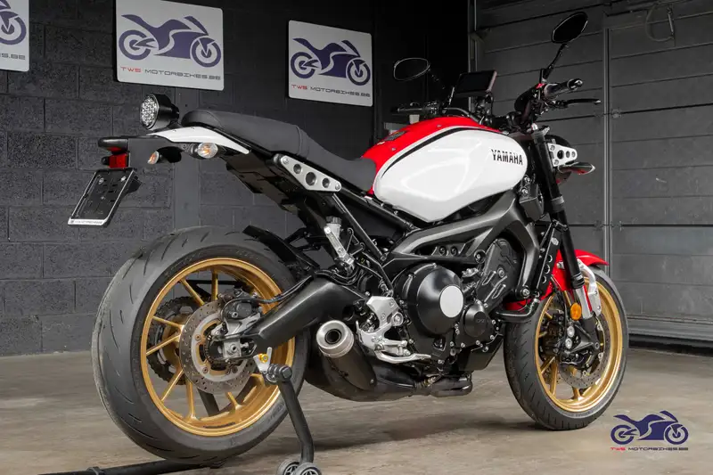 Yamaha XSR 900 - foto 3