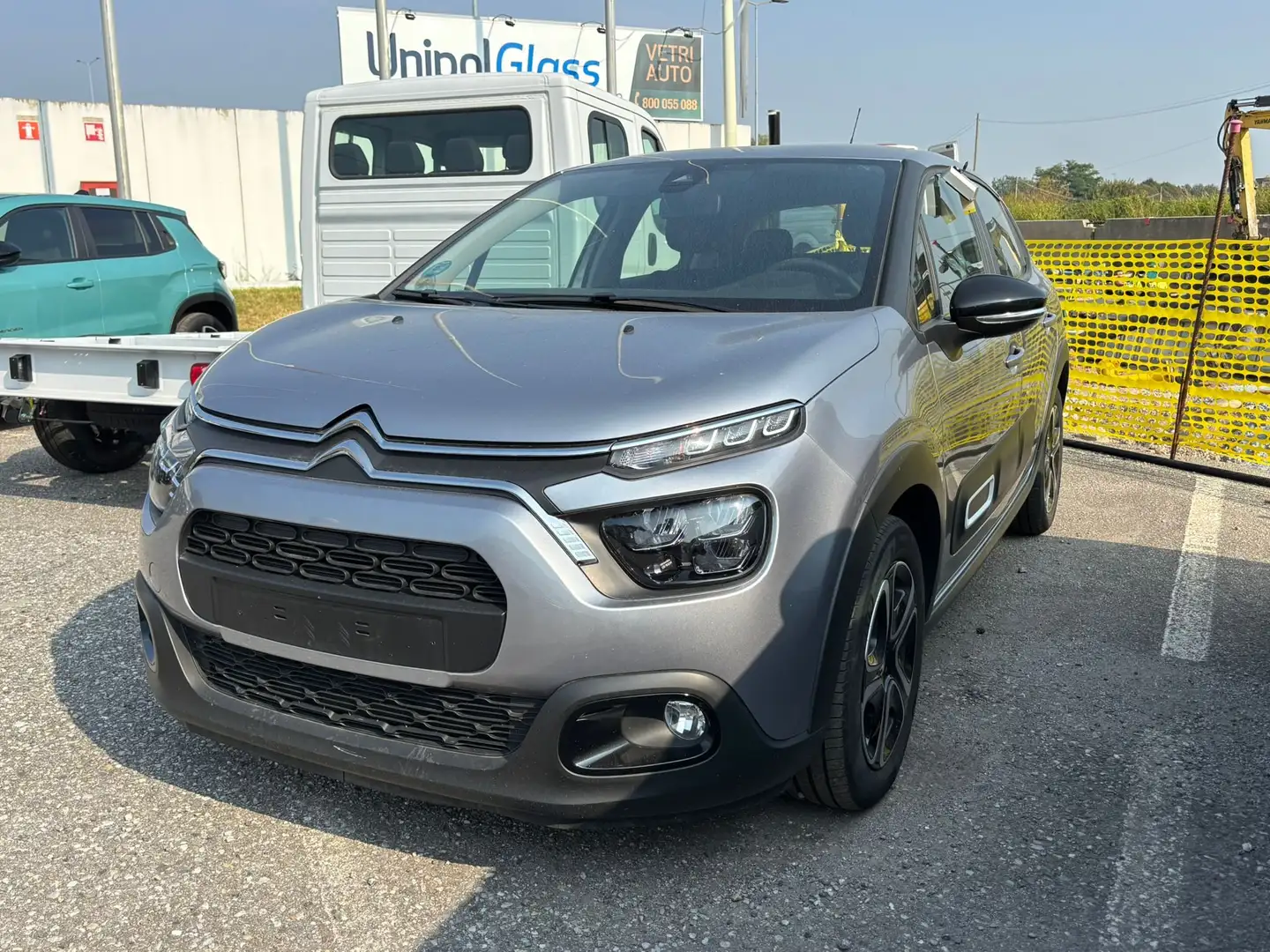 Citroen C3 C3 Aircross 1.2 puretech Shine 82cv PROMO FREEDOM Zilver - 1