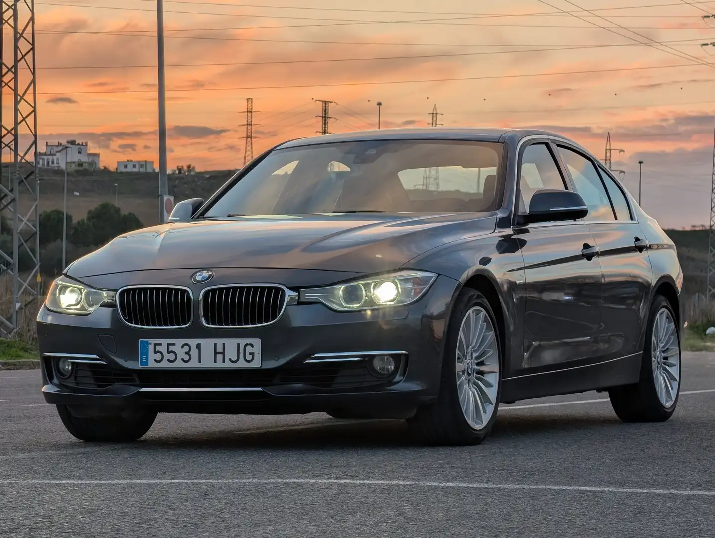 BMW 328 328iA Luxury - 2