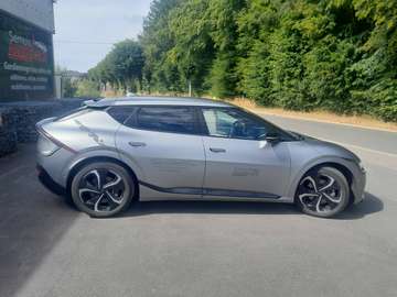 EV6 77.4 kWh AWD Earth (239 kW)