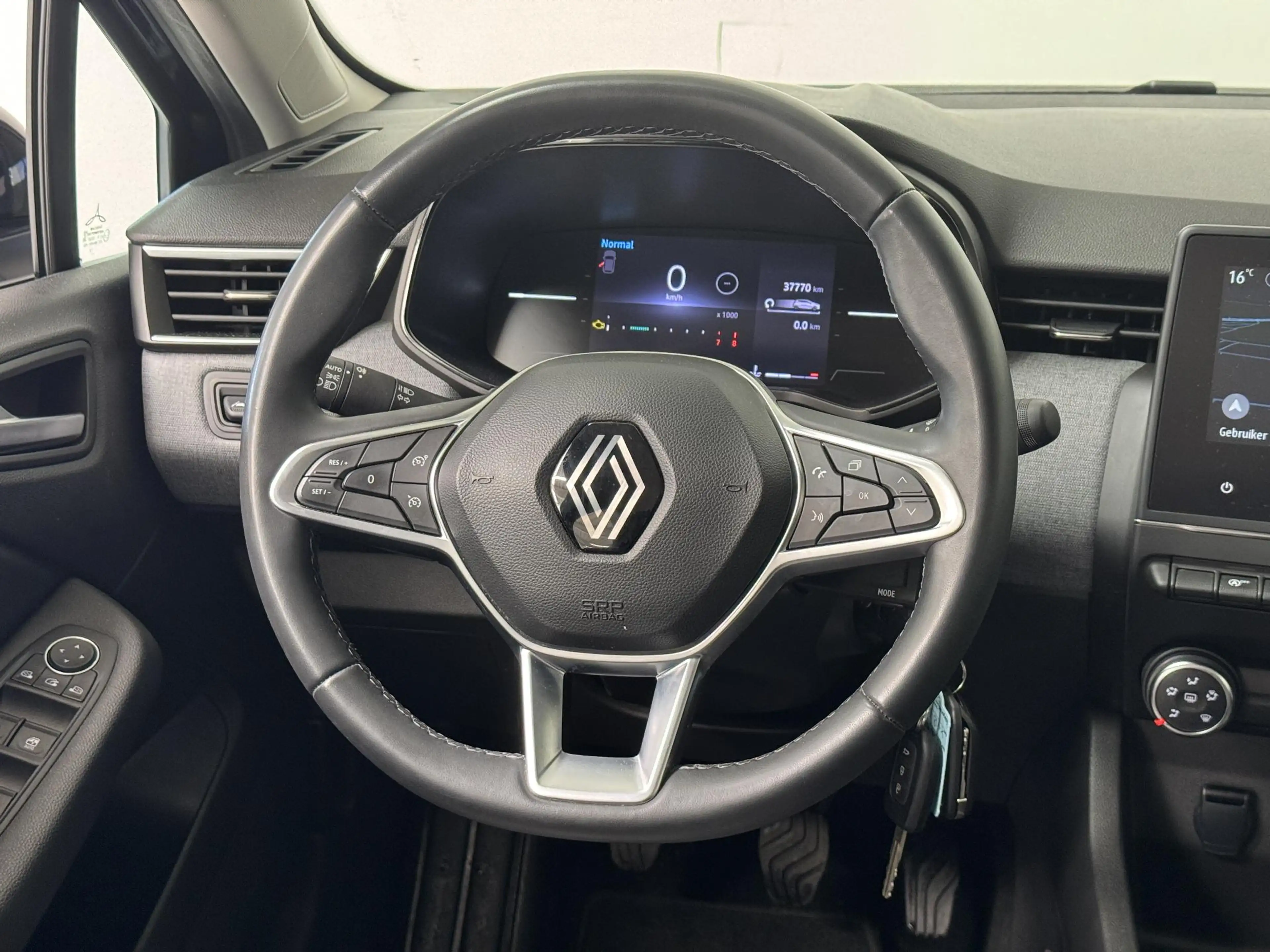 Renault Clio 1.0 TCe 90 GPF evolution | Navigatie | Camera | Ai — photo 36