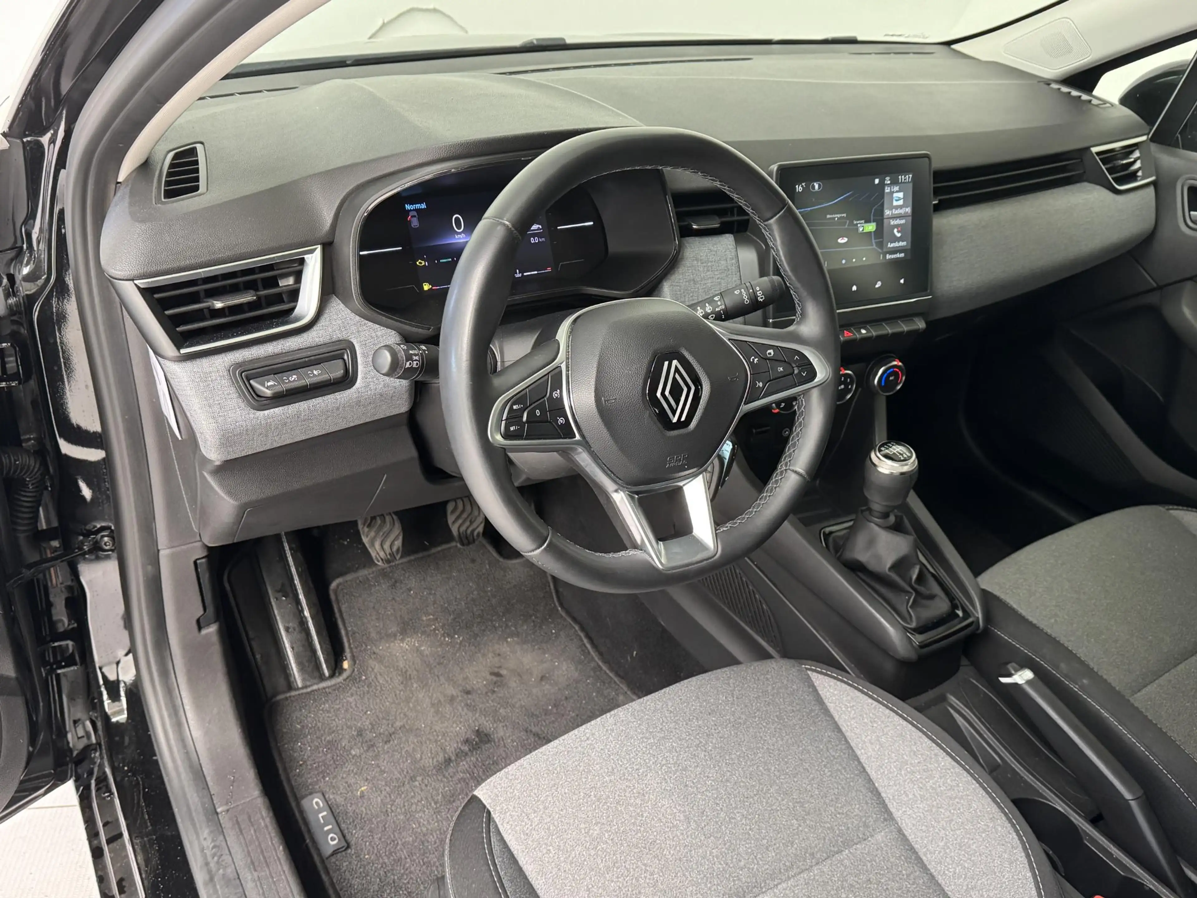 Renault Clio 1.0 TCe 90 GPF evolution | Navigatie | Camera | Ai — photo 19