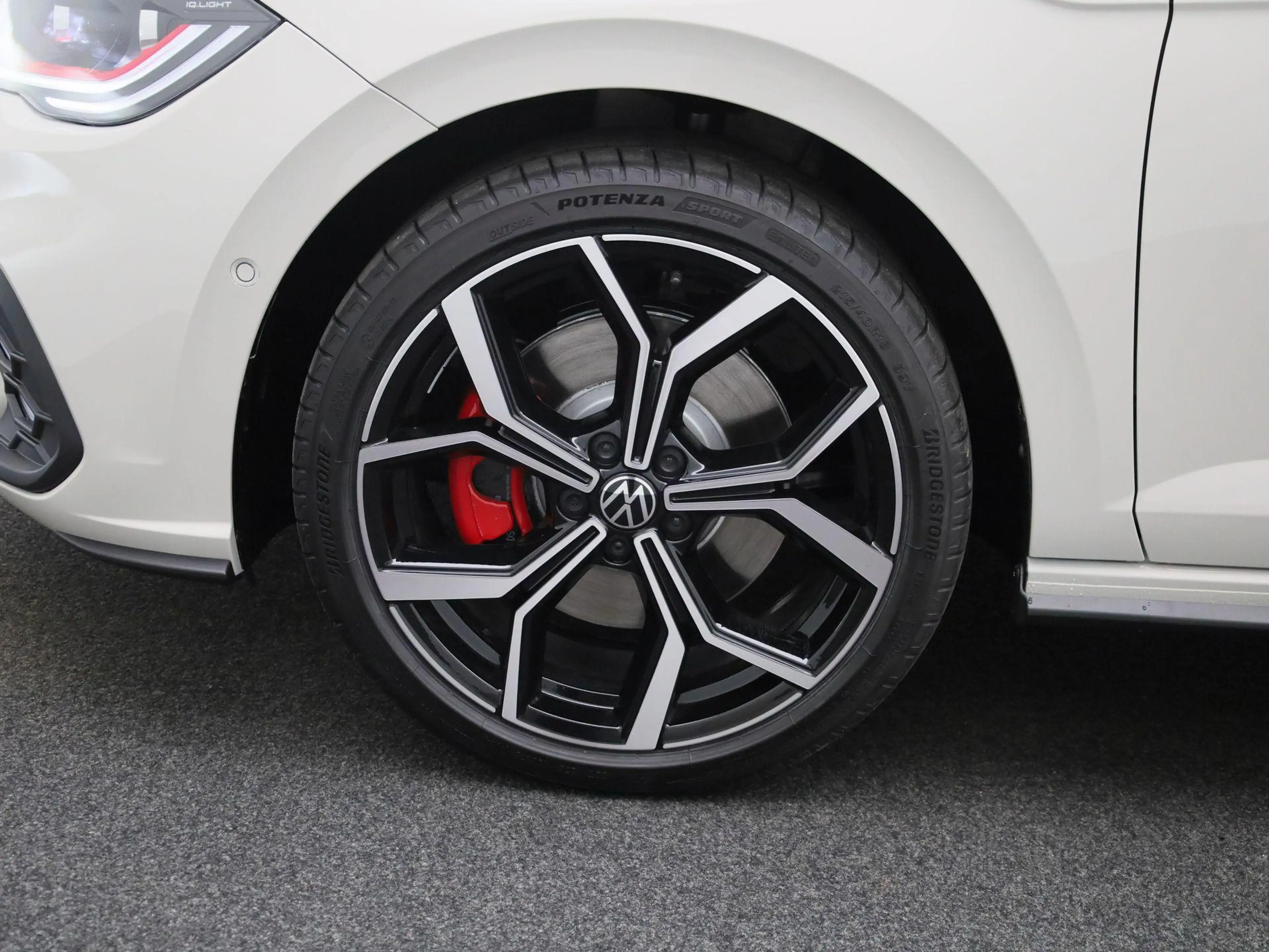 Volkswagen Polo GTI 2.0 TSI 207 PK Demo | Panoramadak | Navigatie Pro — photo 14