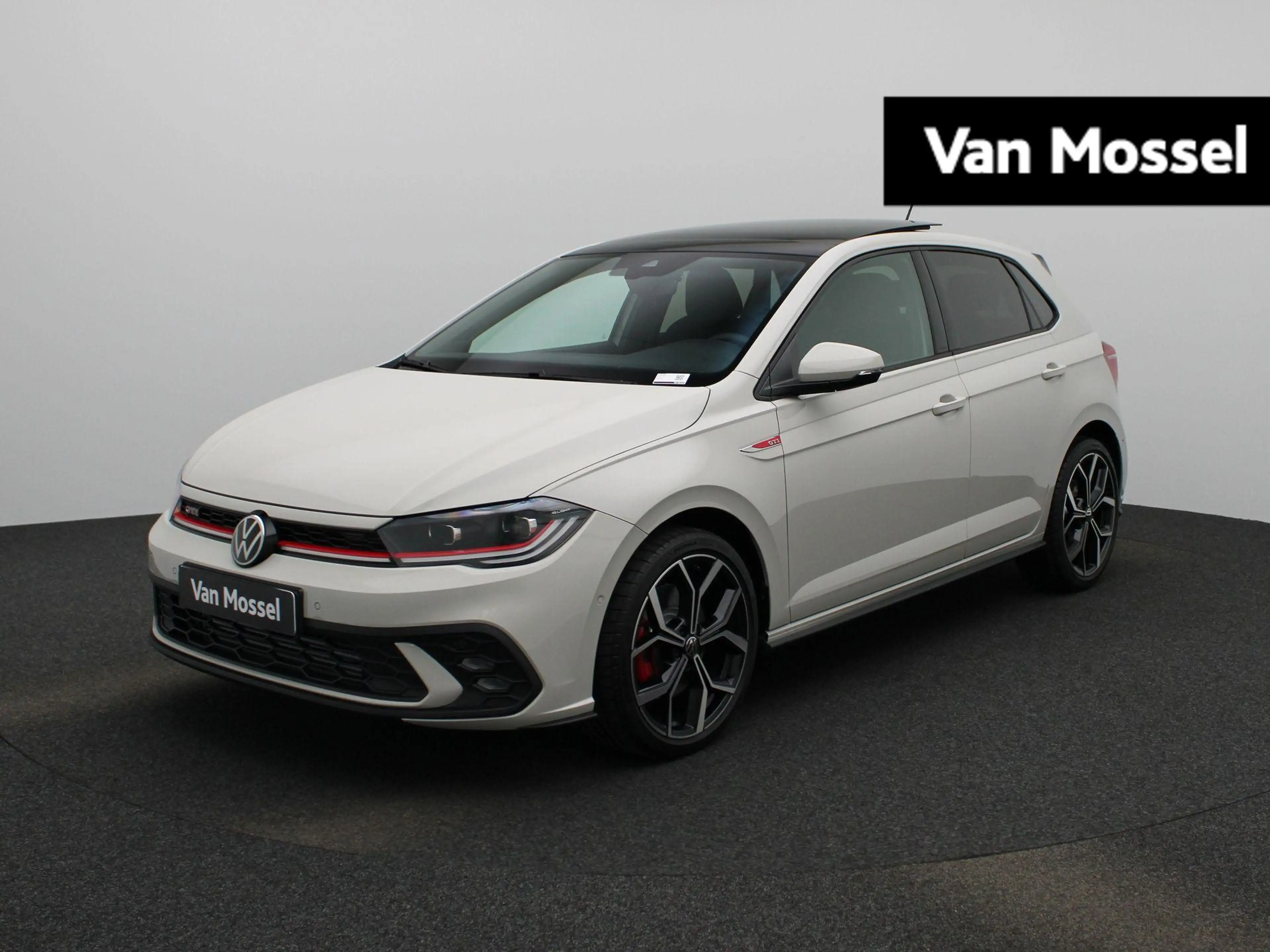 Volkswagen Polo GTI 2.0 TSI 207 PK Demo | Panoramadak | Navigatie Pro