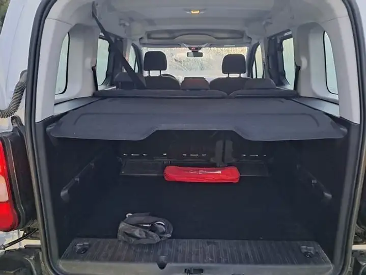 Citroën Berlingo Talla M BlueHDi S&S LIVE PACK 2022, foto 8