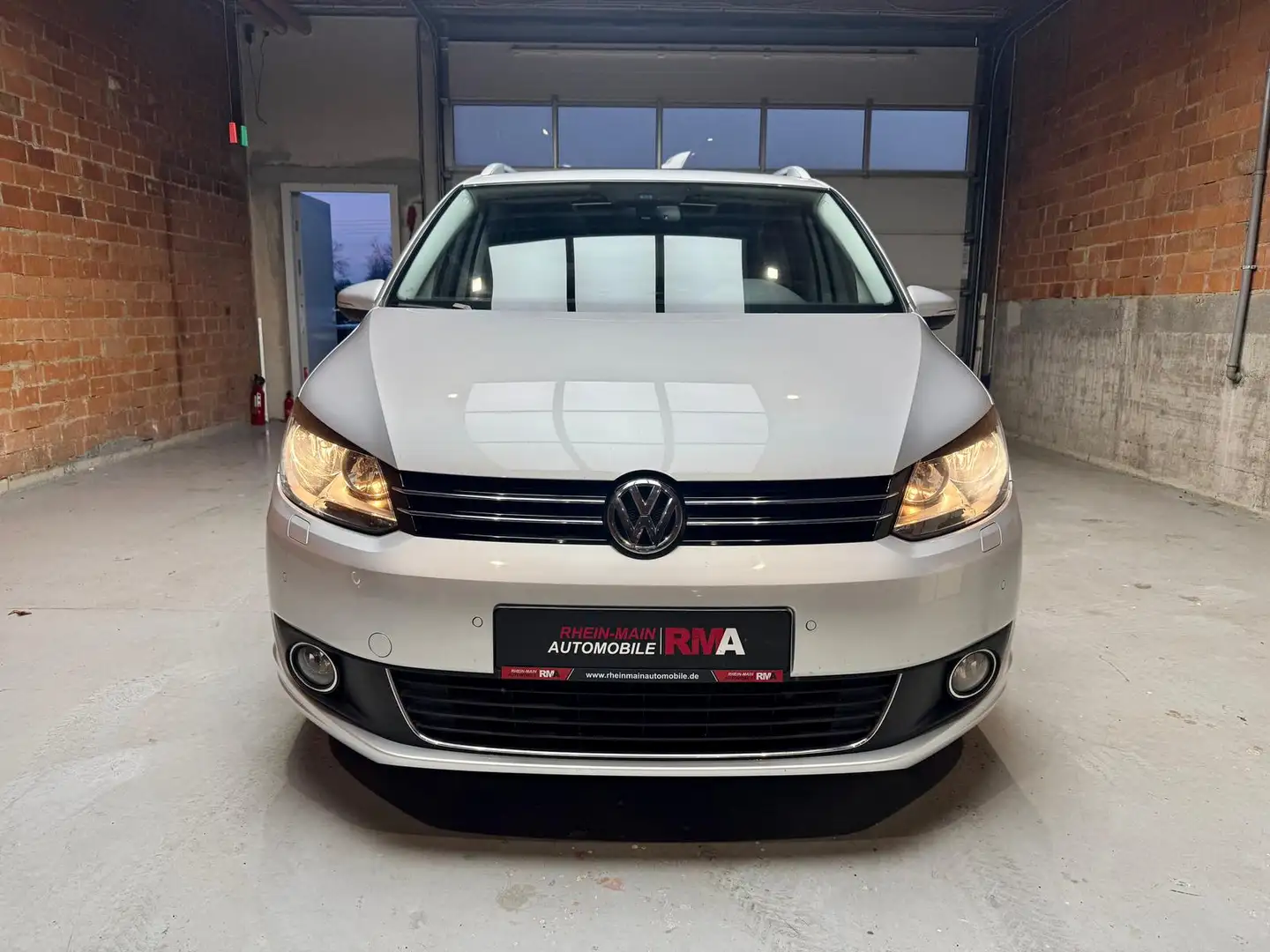 Volkswagen Touran Life BMT 1.6 TDI+7-SITZE+PANO+KAMERA+NAVI Argent - 2